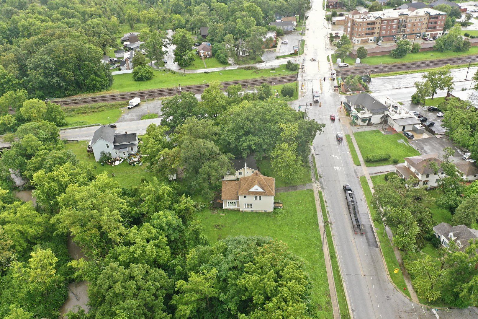 20 E Main Street