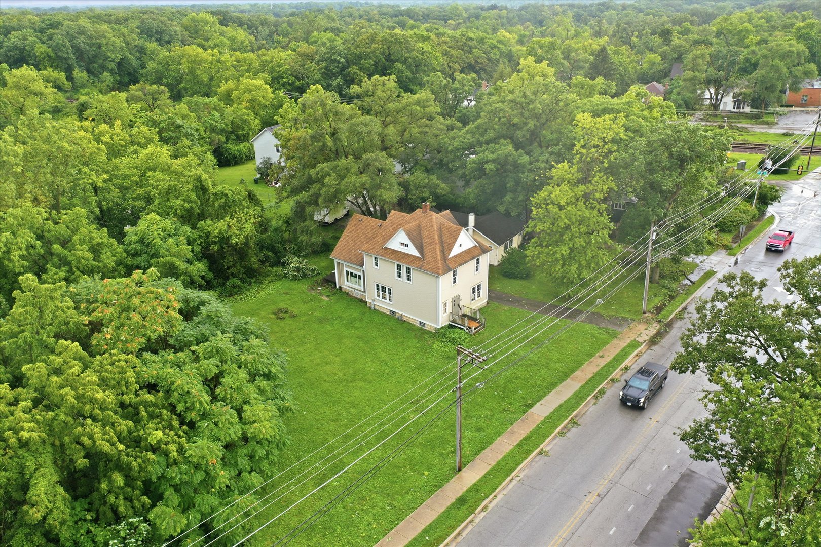 20 E Main Street