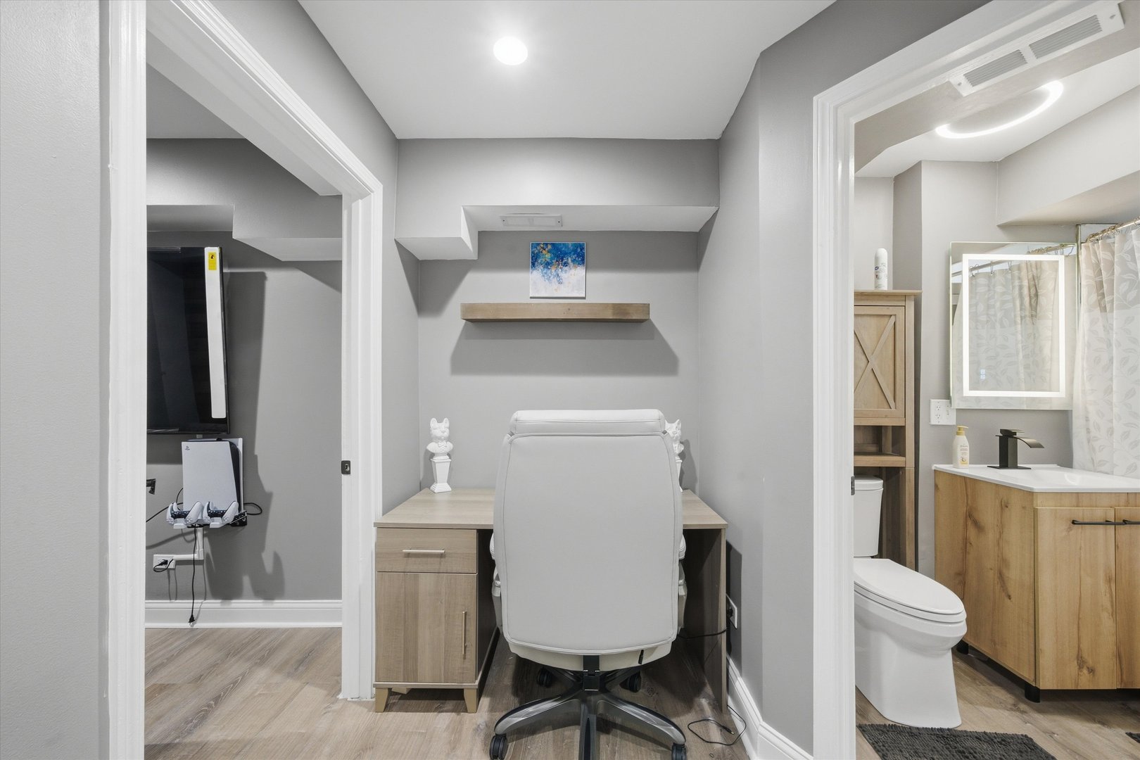 231 E 59th Street Unit: 1