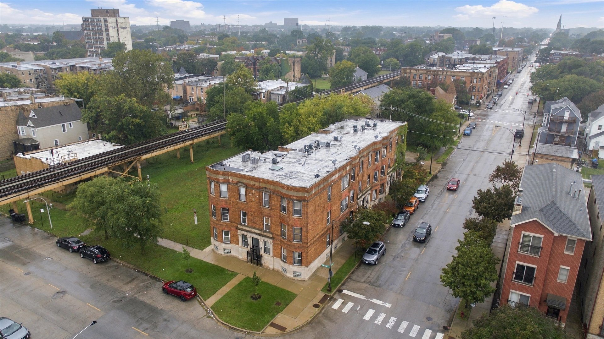 231 E 59th Street Unit: 1