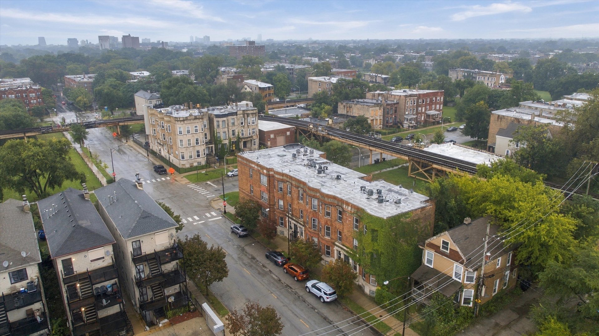 231 E 59th Street Unit: 1