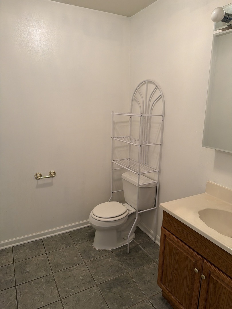4100 W Cermak Road Unit: 1