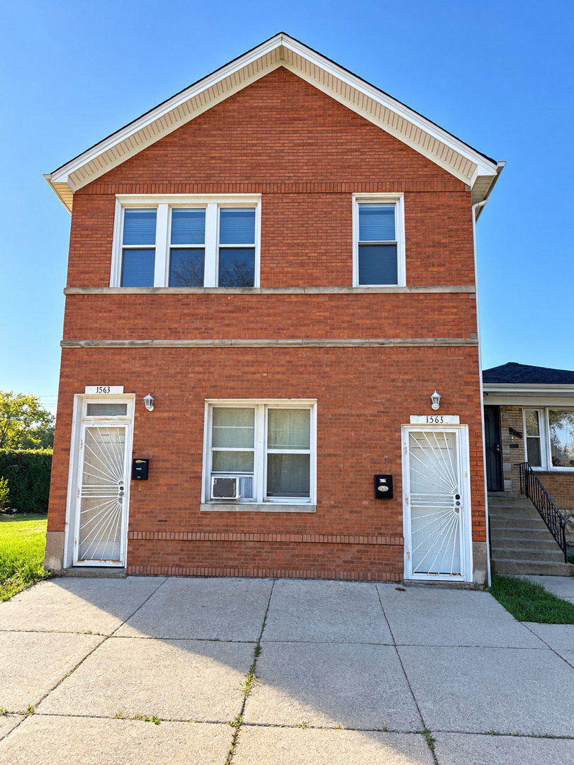 1561 E 93rd Street Unit: 2