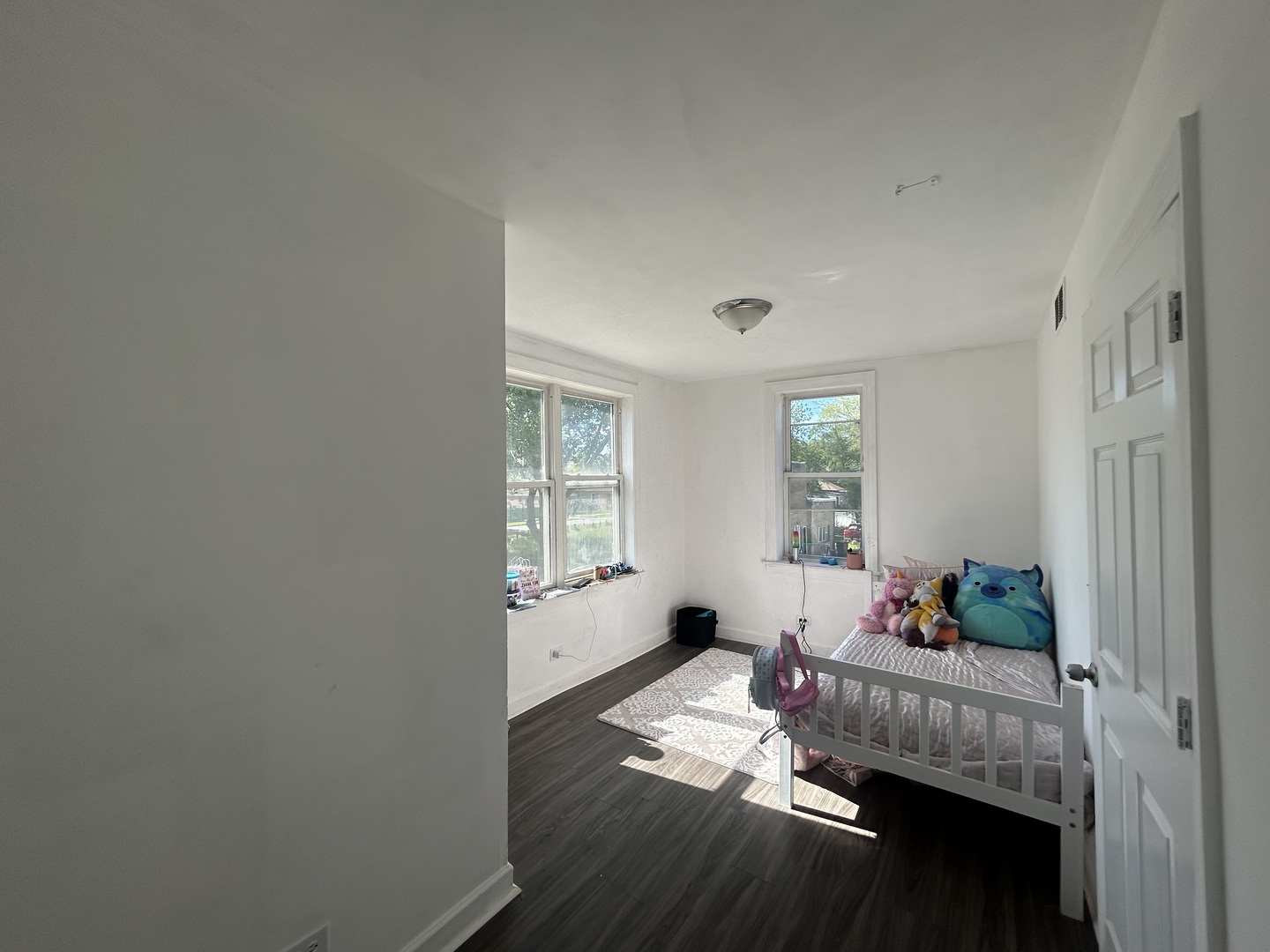 1561 E 93rd Street Unit: 2