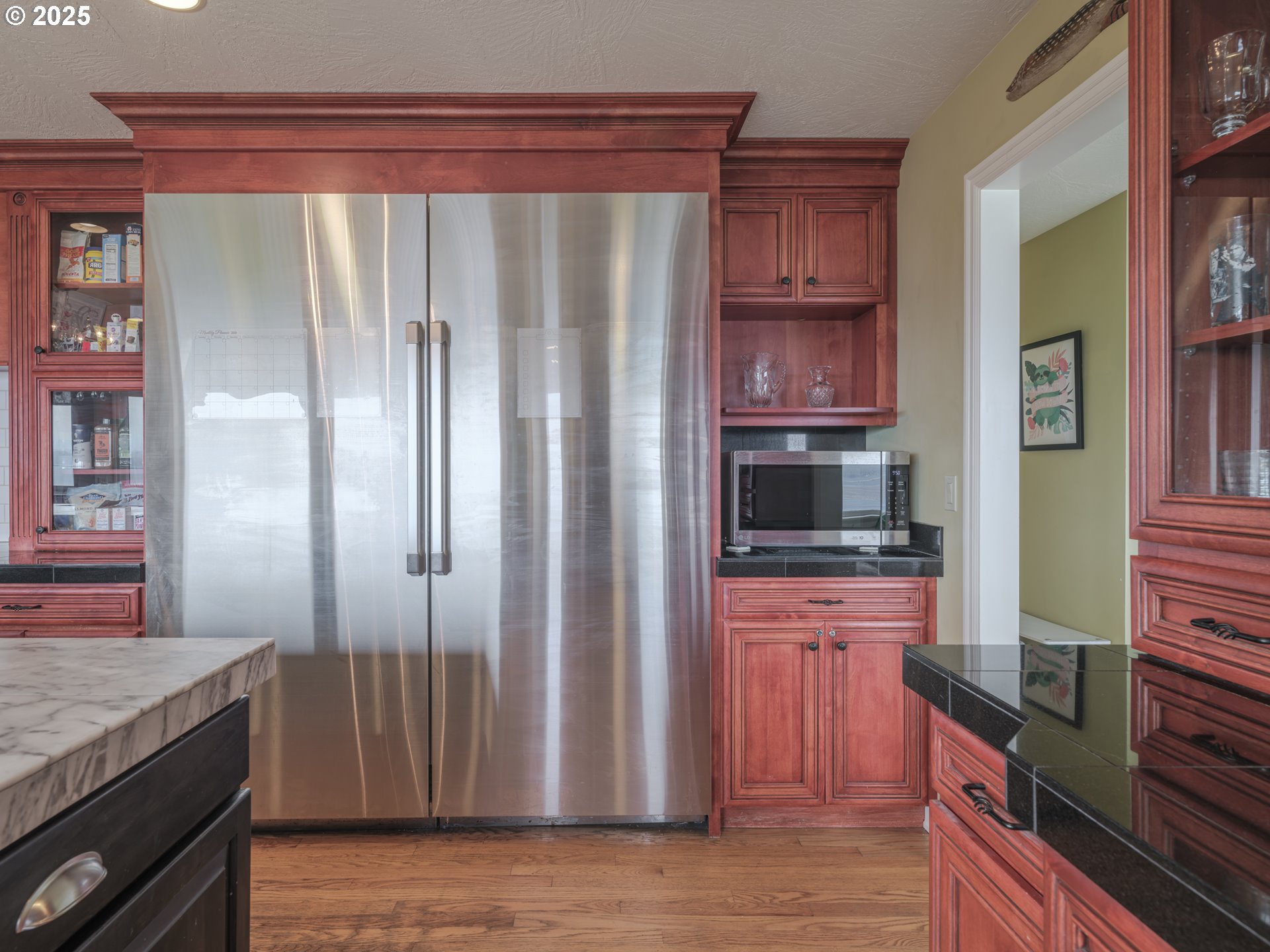 183 W GRAND AVE