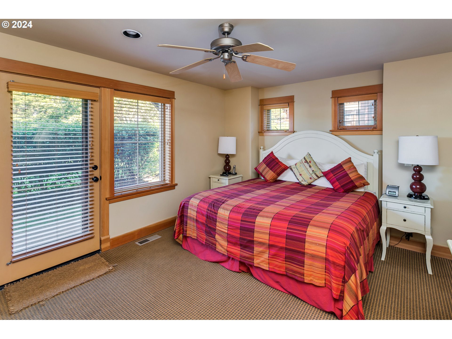 132 E Surfcrest AVE A-2 (L)