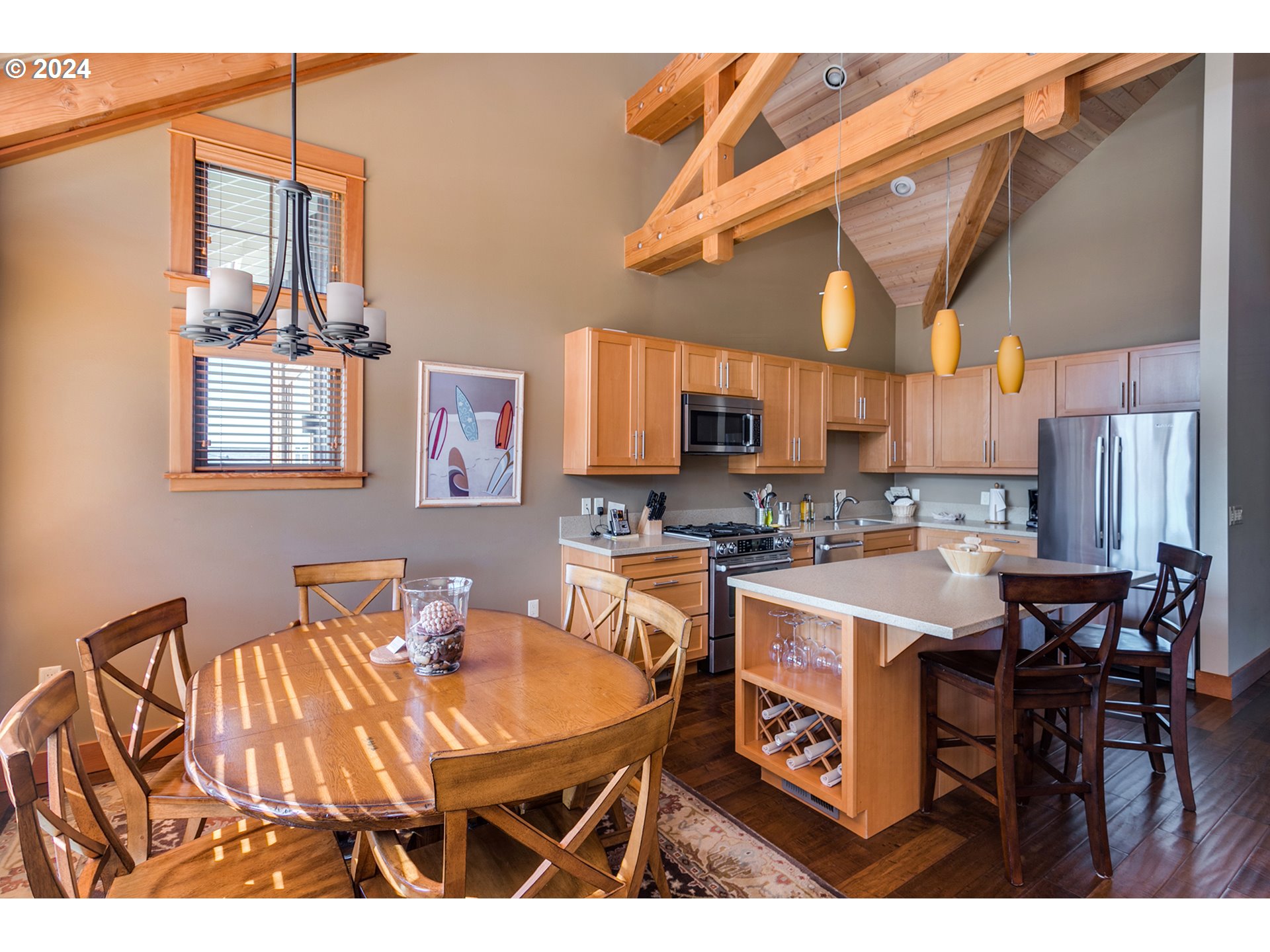 132 E Surfcrest AVE A-2 (L)
