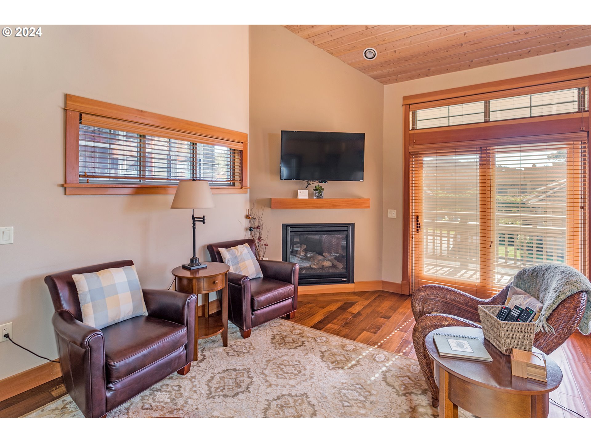 132 E Surfcrest AVE A-2 (L)