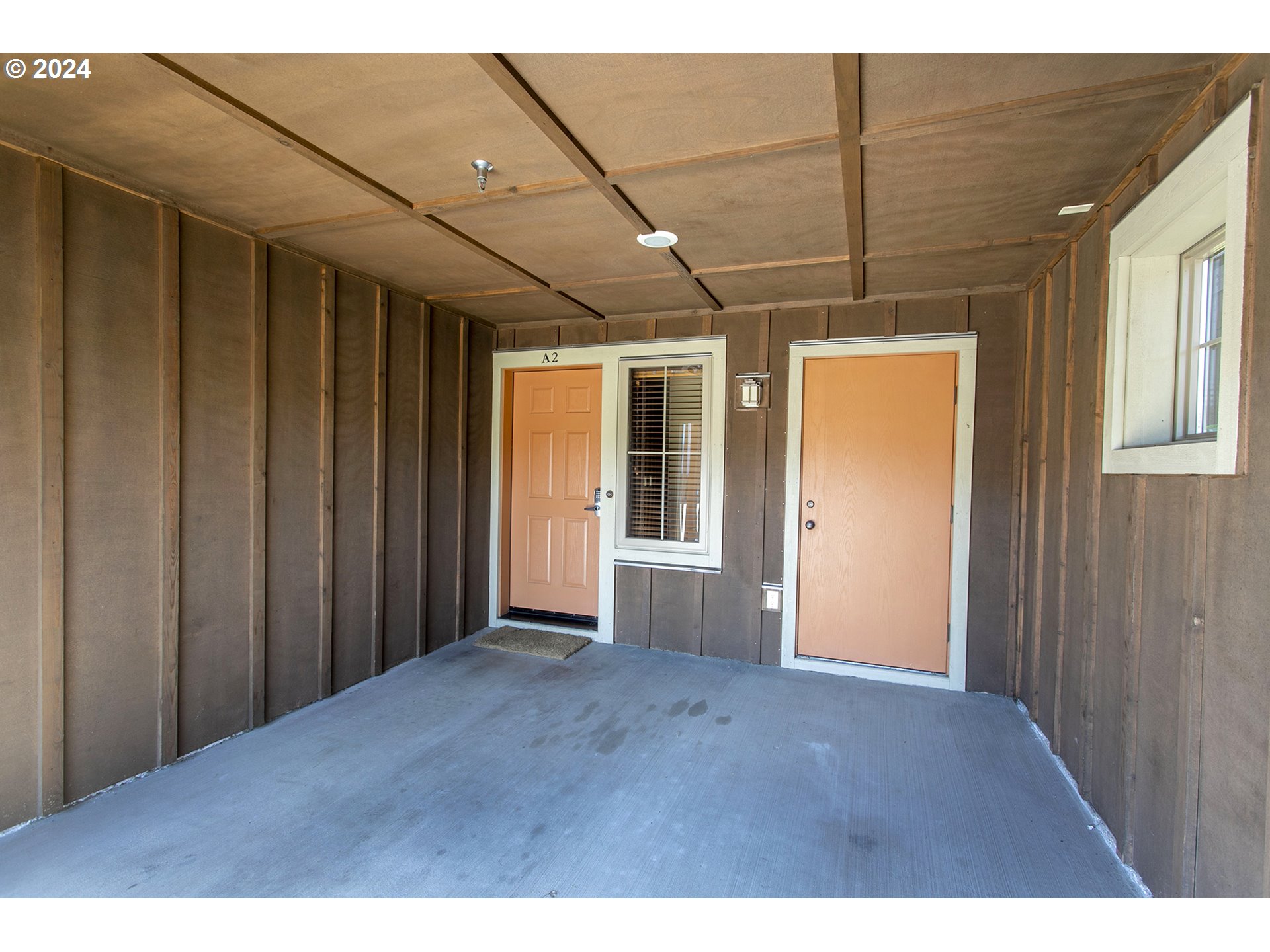 132 E Surfcrest AVE A-2 (L)