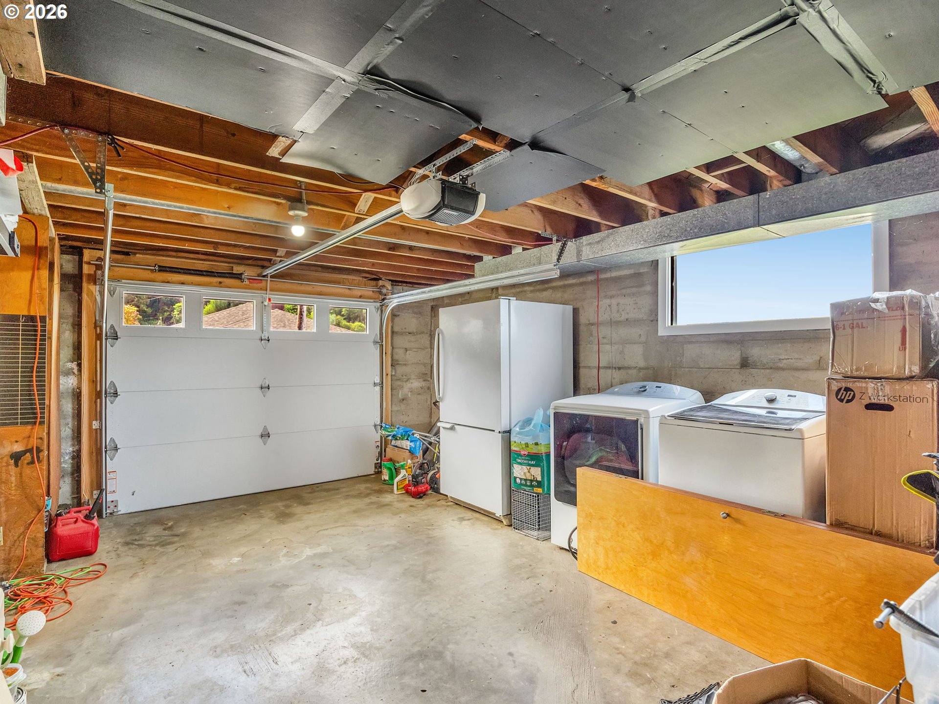3522 GRAND AVE