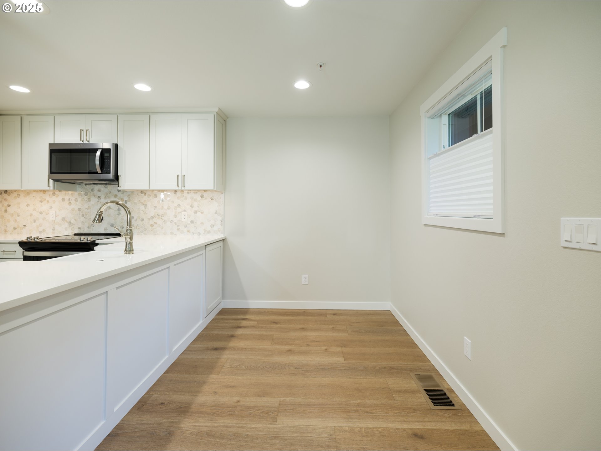 420 ELK CREEK RD 401