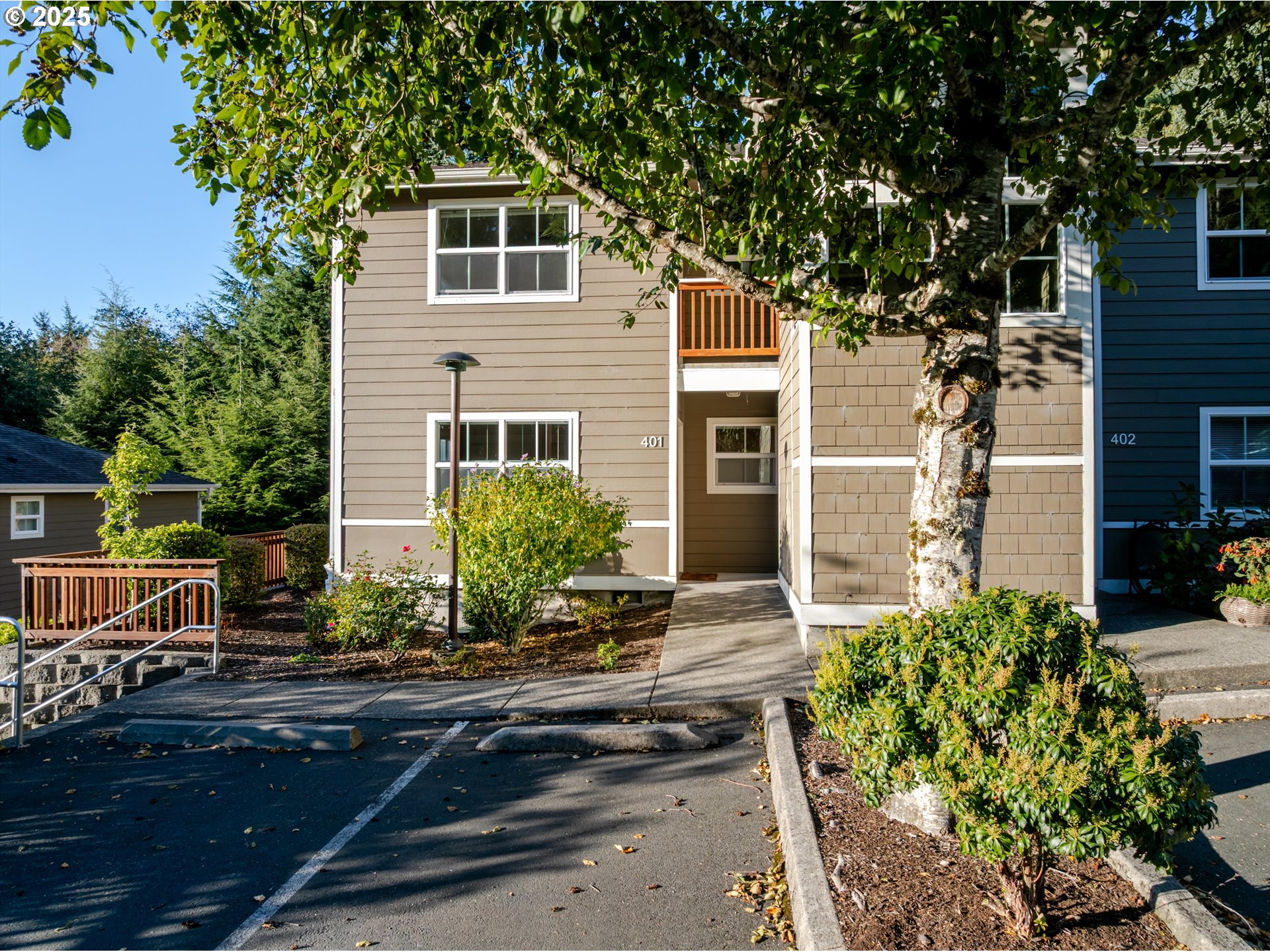 420 ELK CREEK RD 401