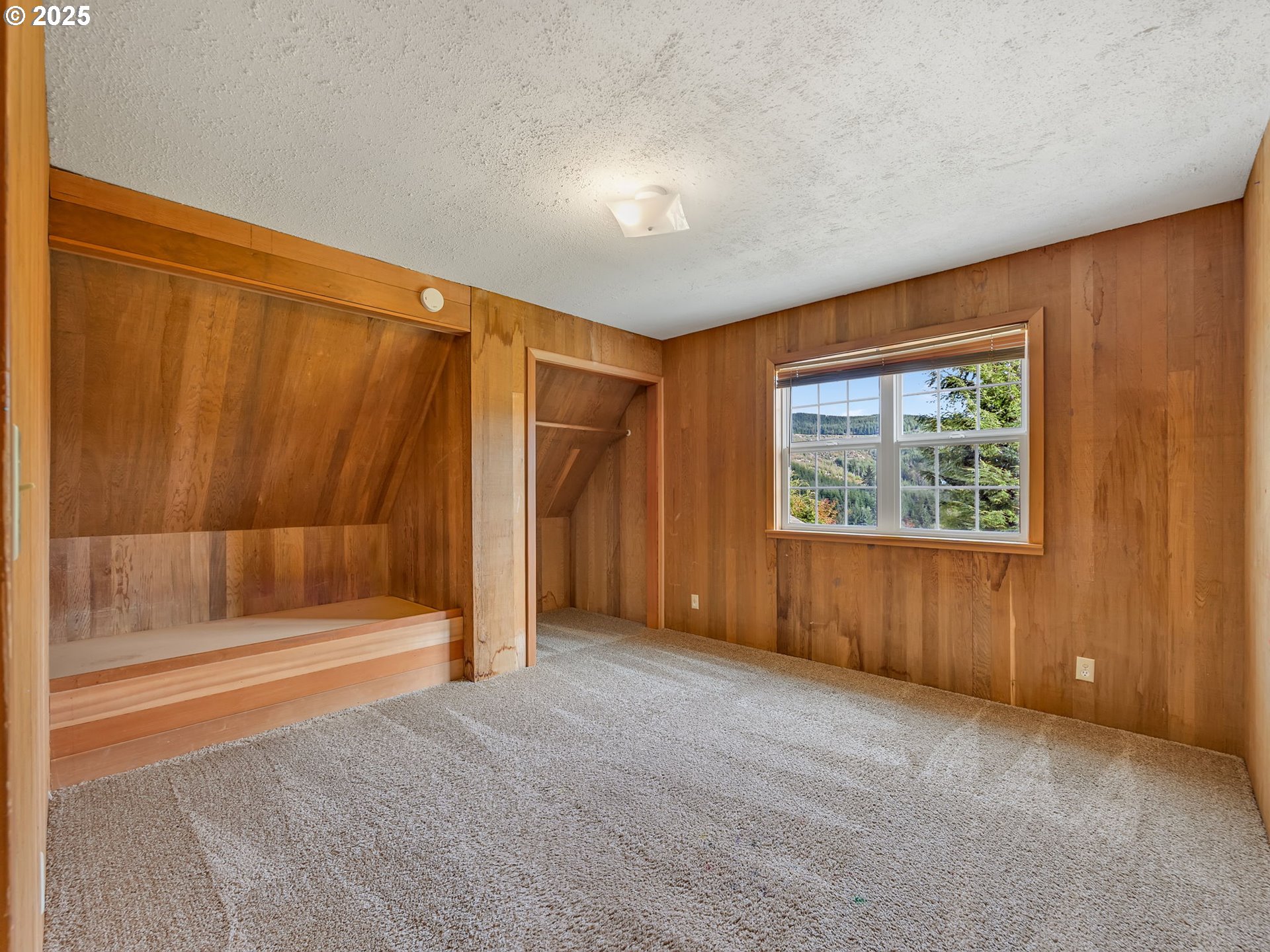37555 Hauger Mountain LN