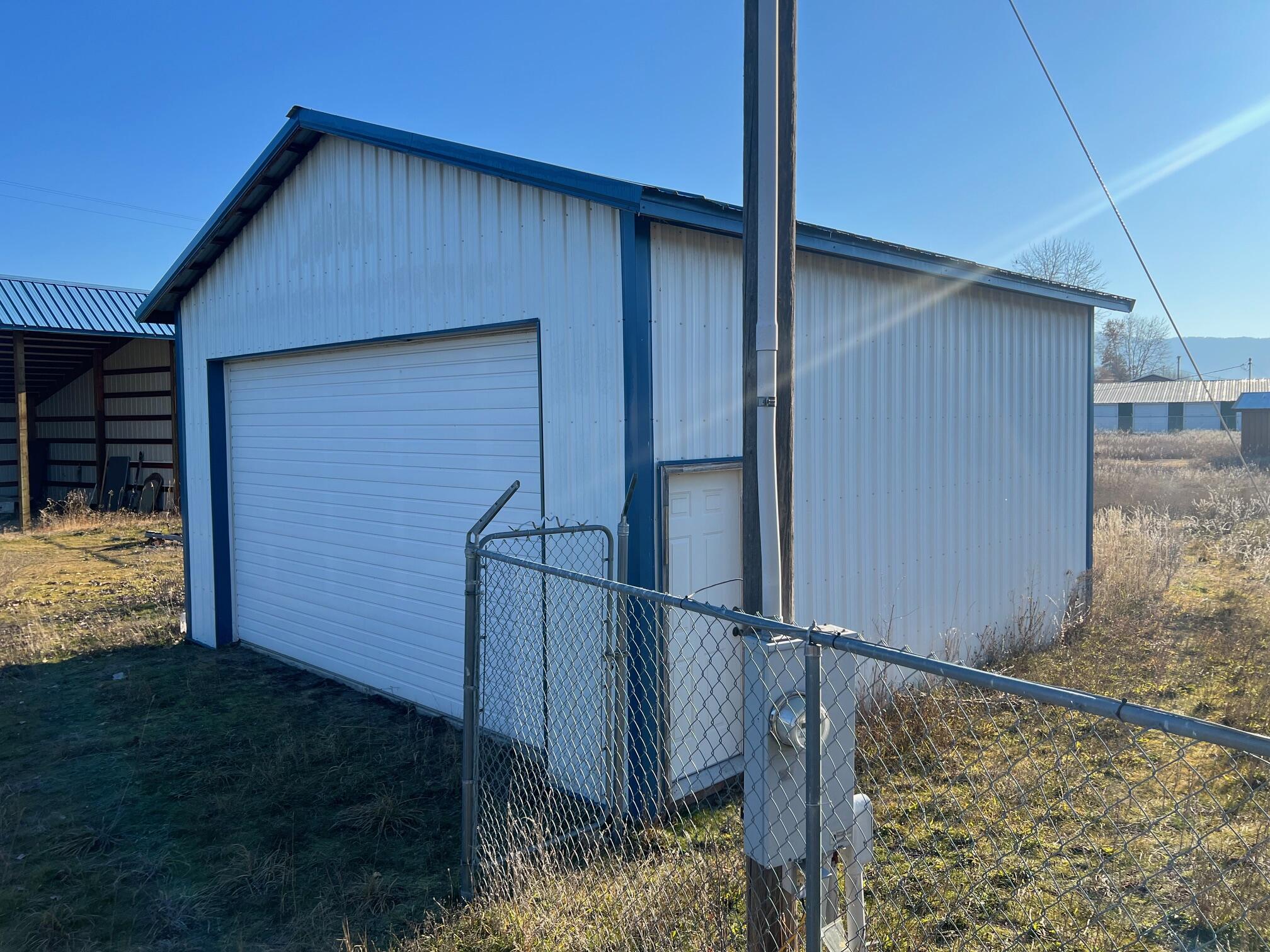691 ELM TREE DR