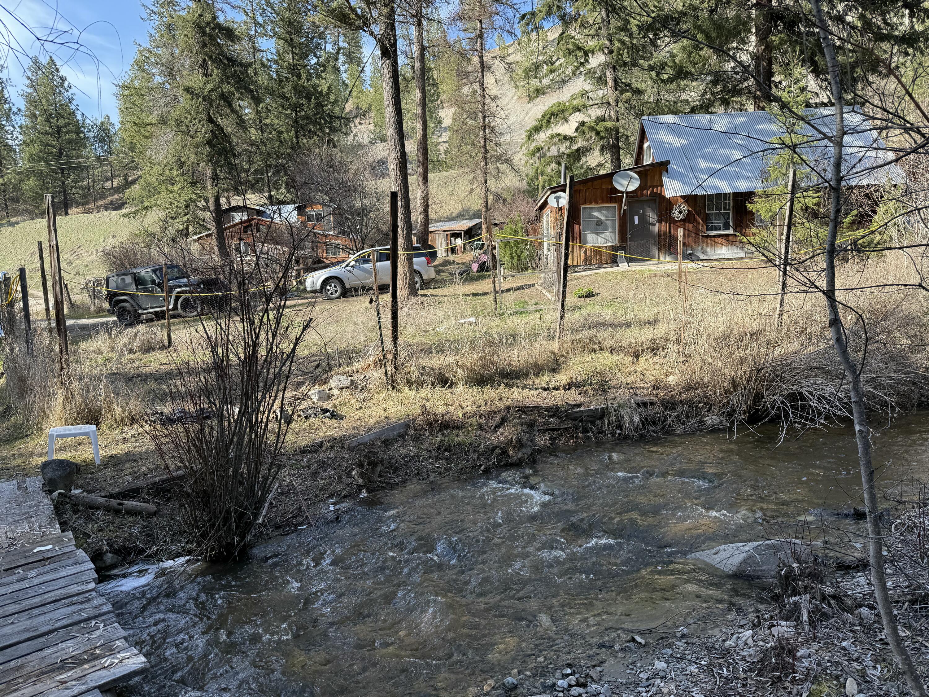 334 BOULDER CREEK RD