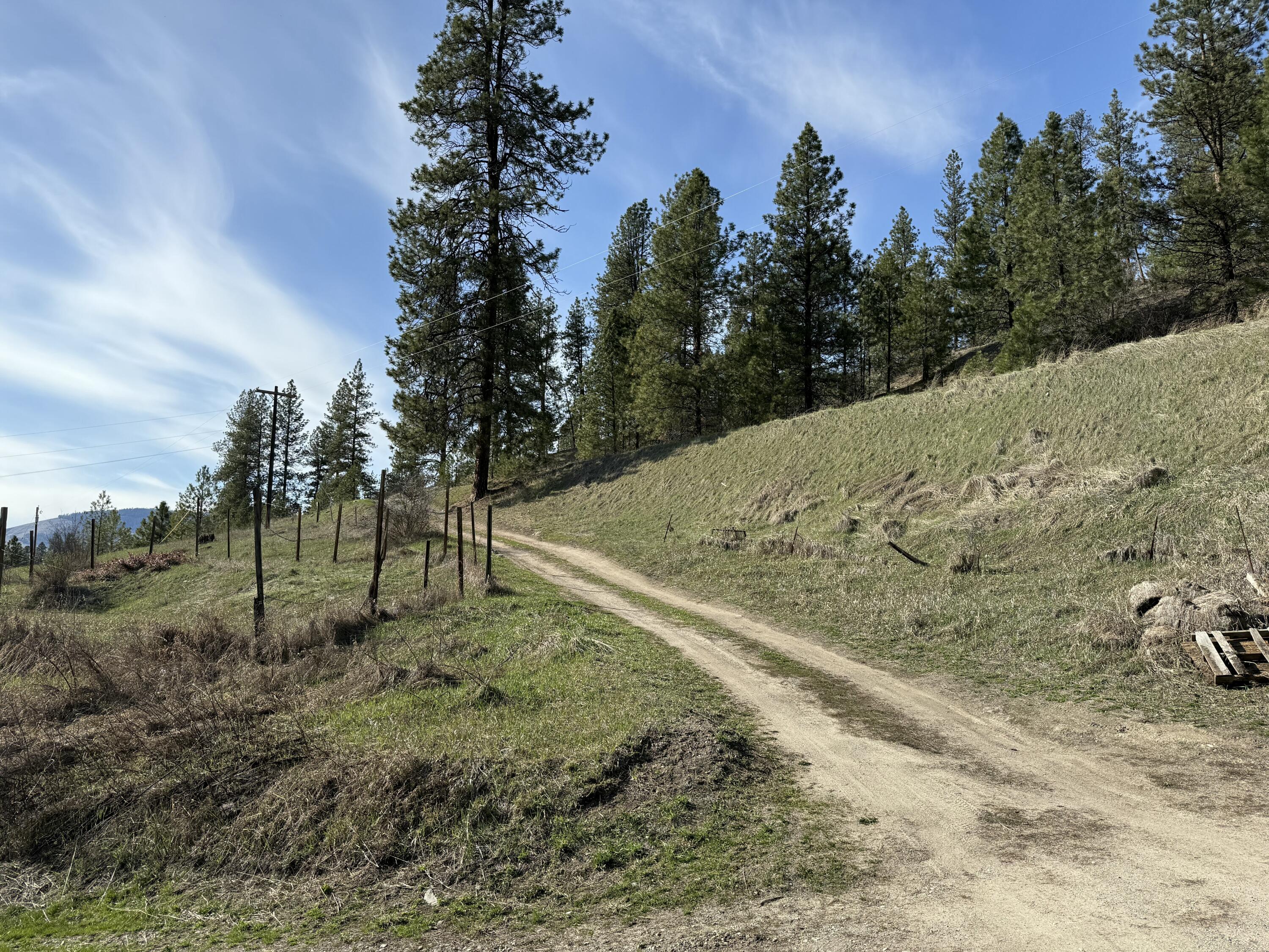 334 BOULDER CREEK RD