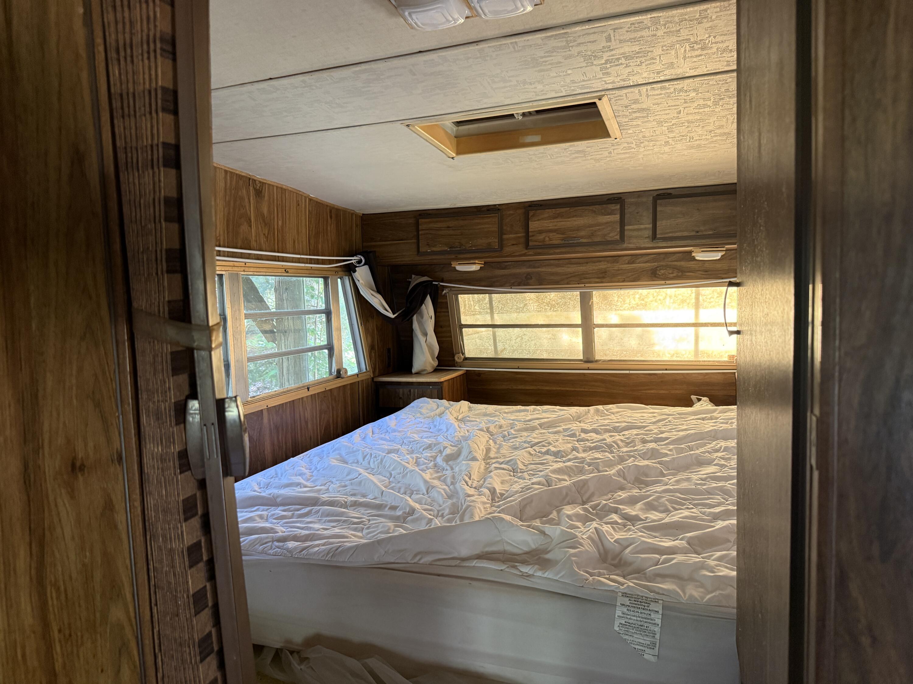 3516 DEEP LAKE BOUNDARY RD