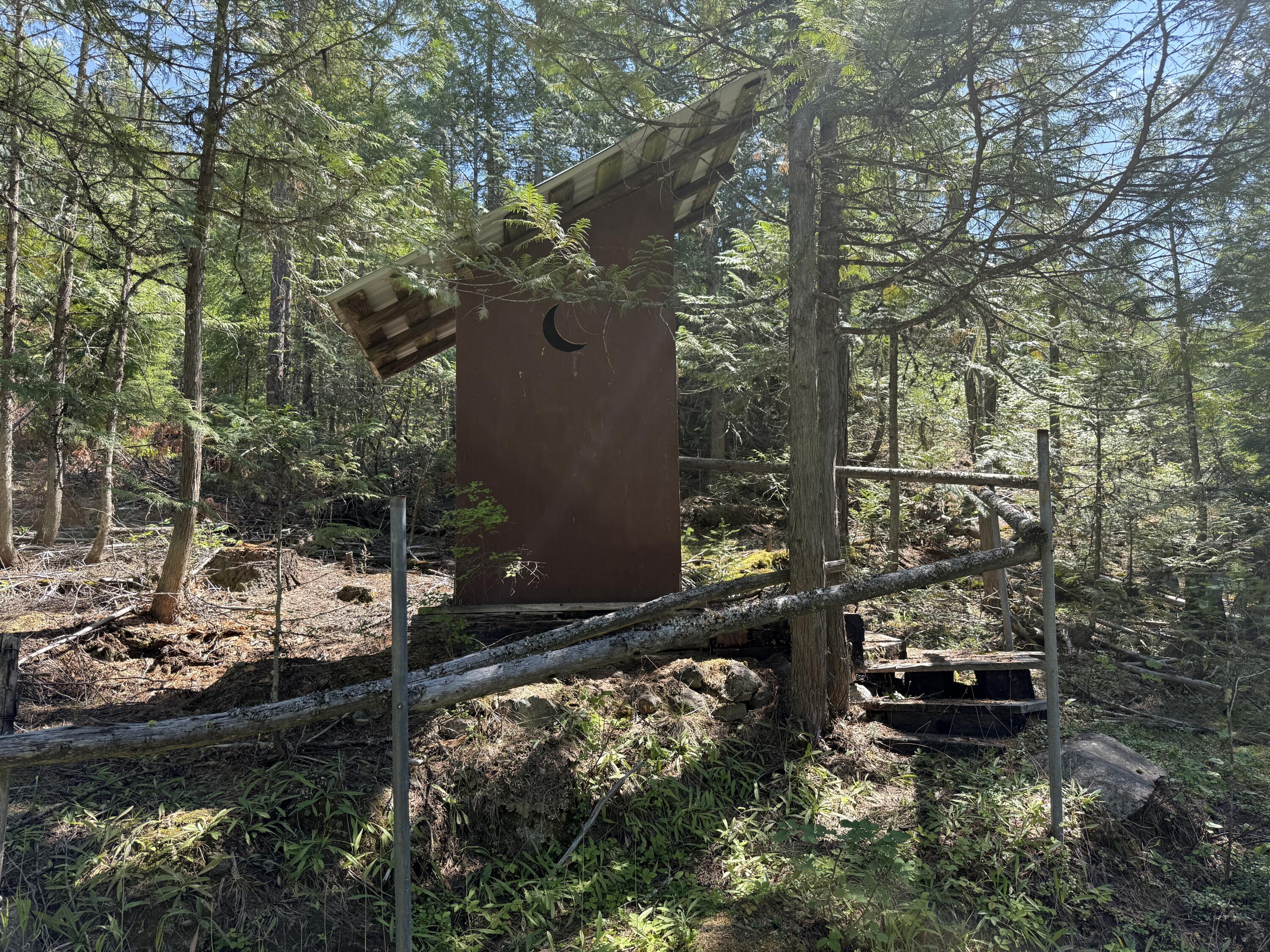 3516 DEEP LAKE BOUNDARY RD