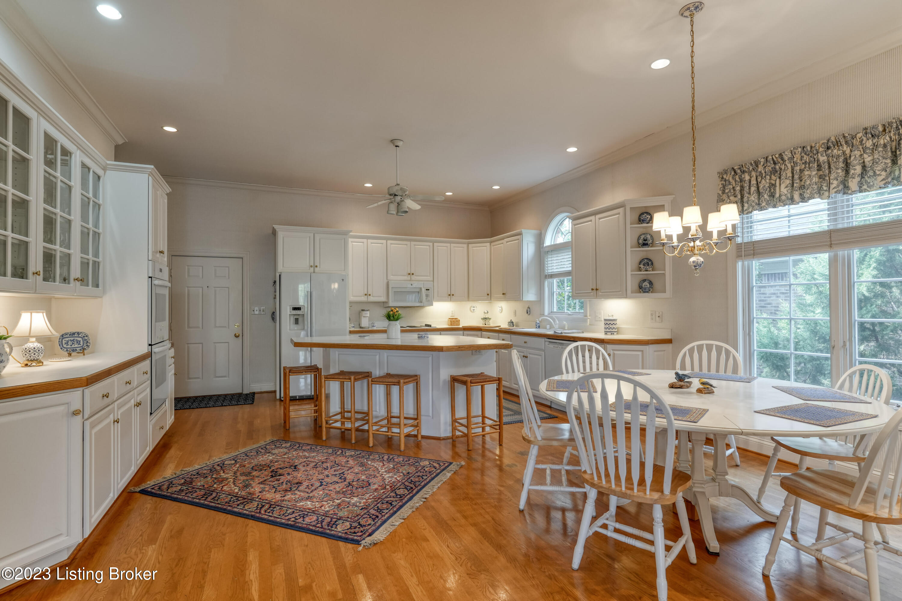 6003 Regal Springs Dr