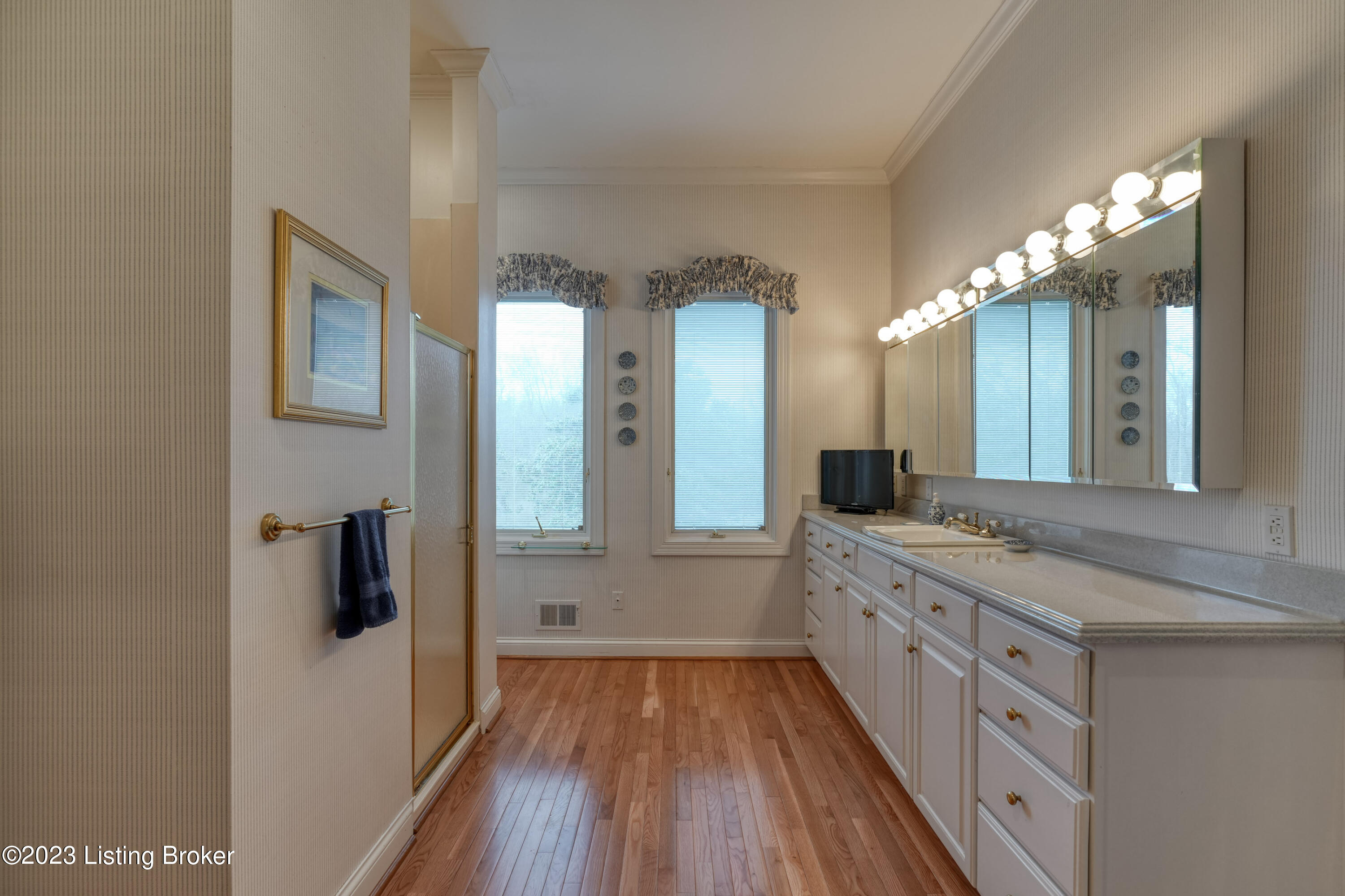 6003 Regal Springs Dr