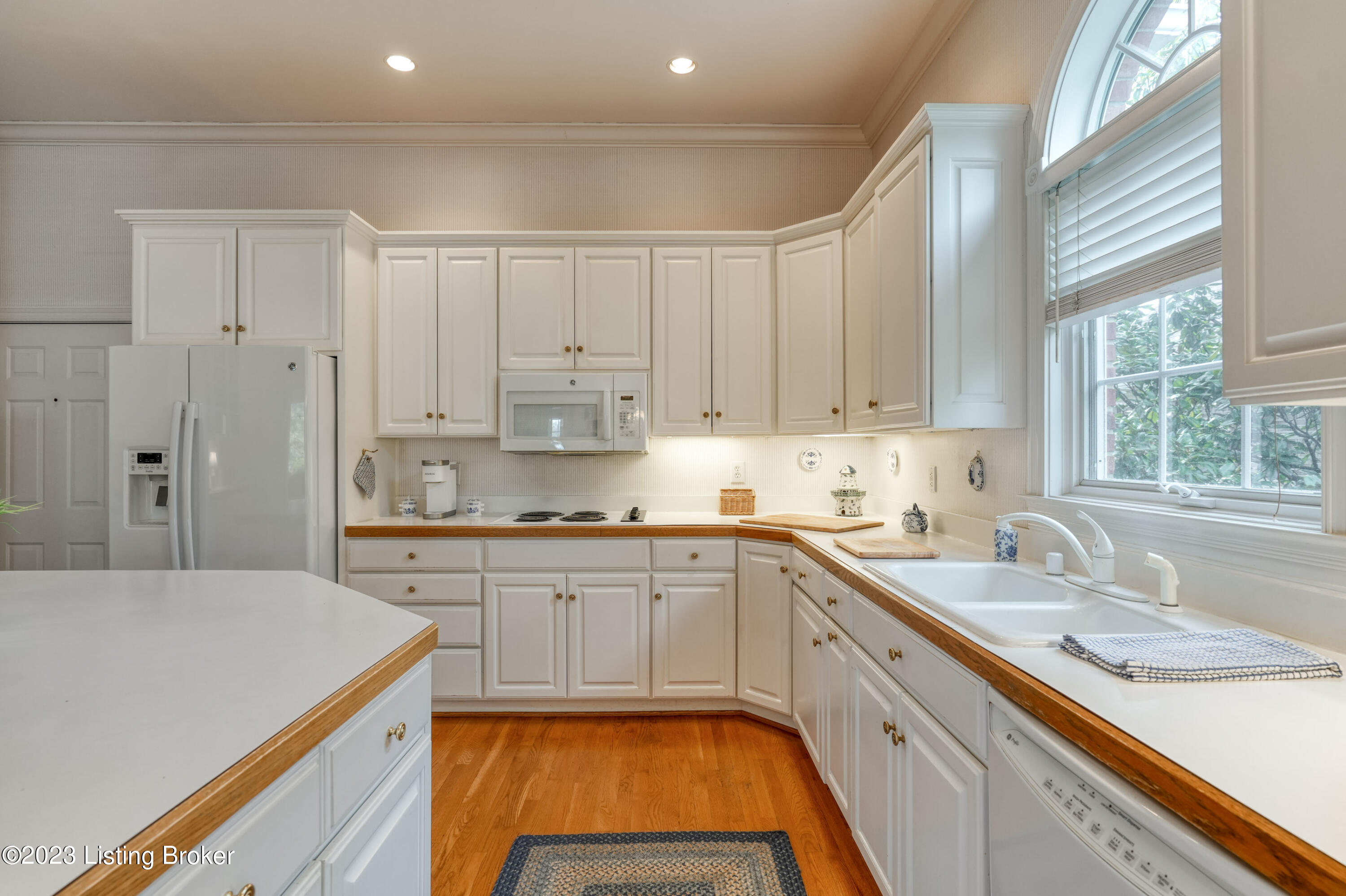 6003 Regal Springs Dr