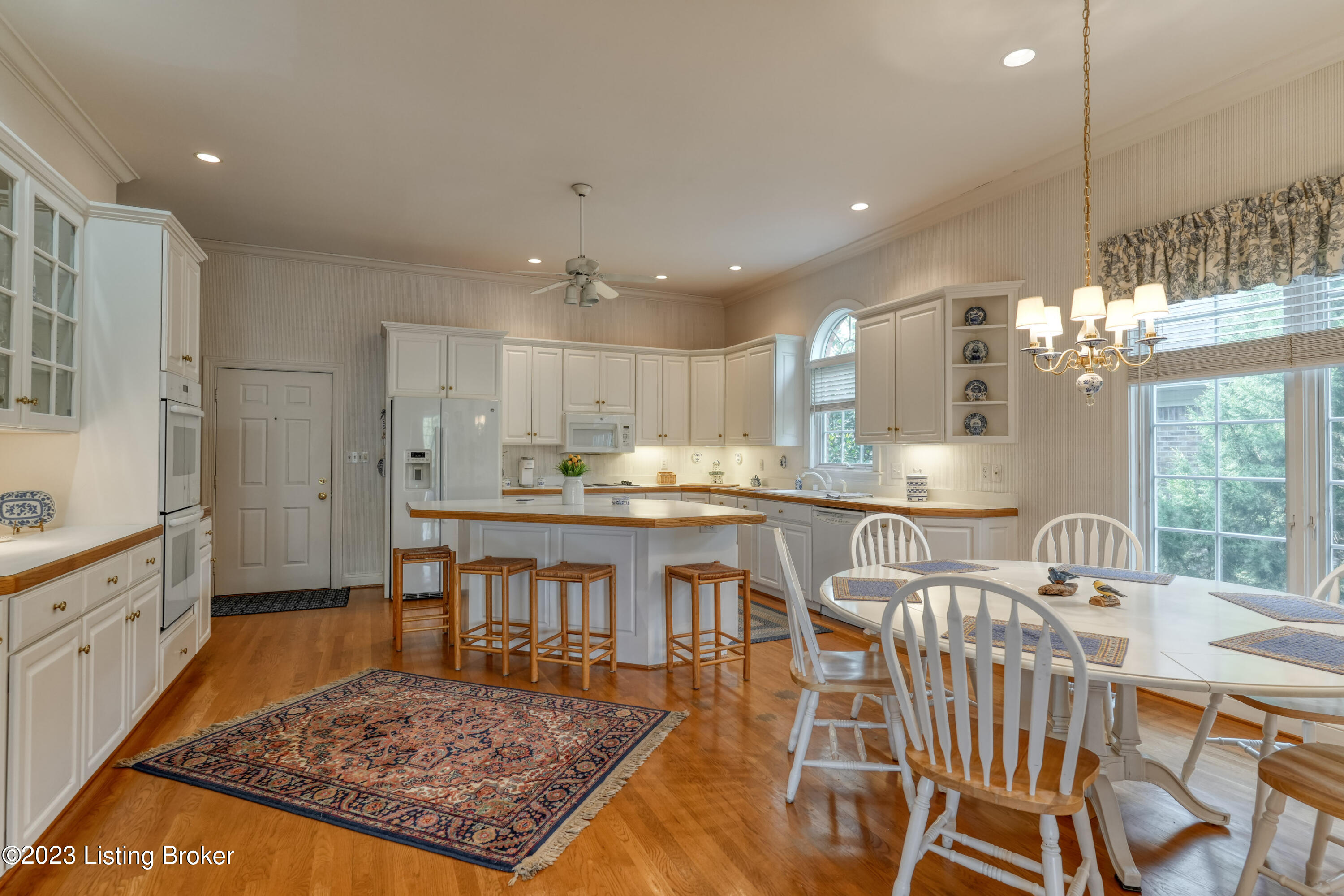 6003 Regal Springs Dr