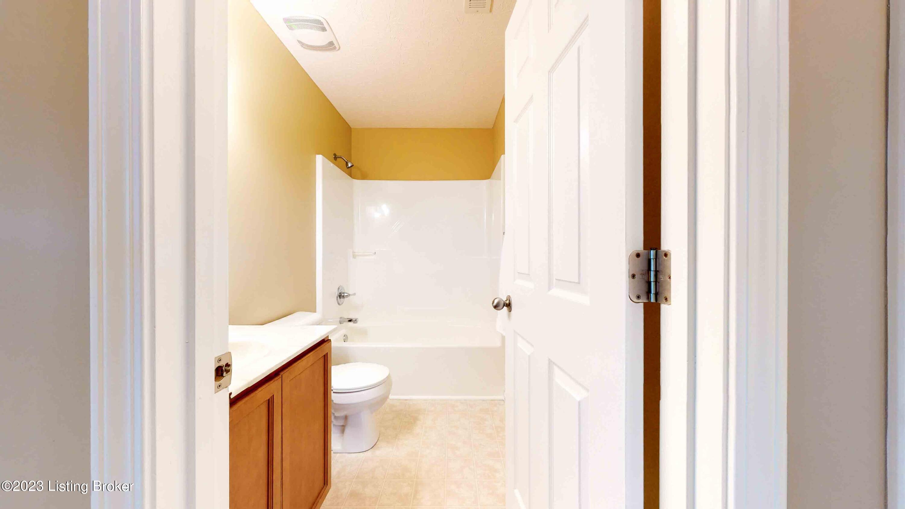 2502 Emma Katherine Ln