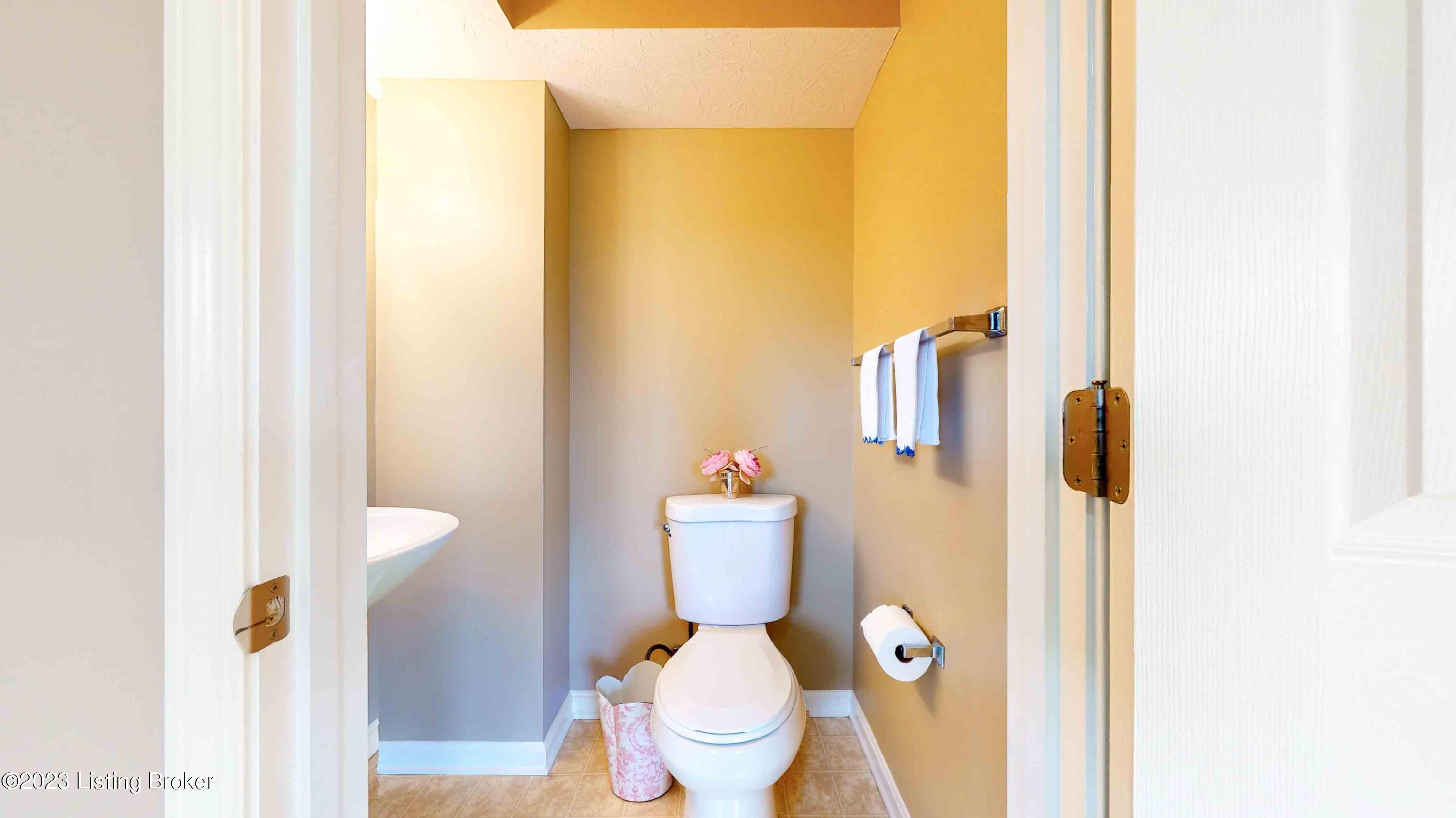 2502 Emma Katherine Ln