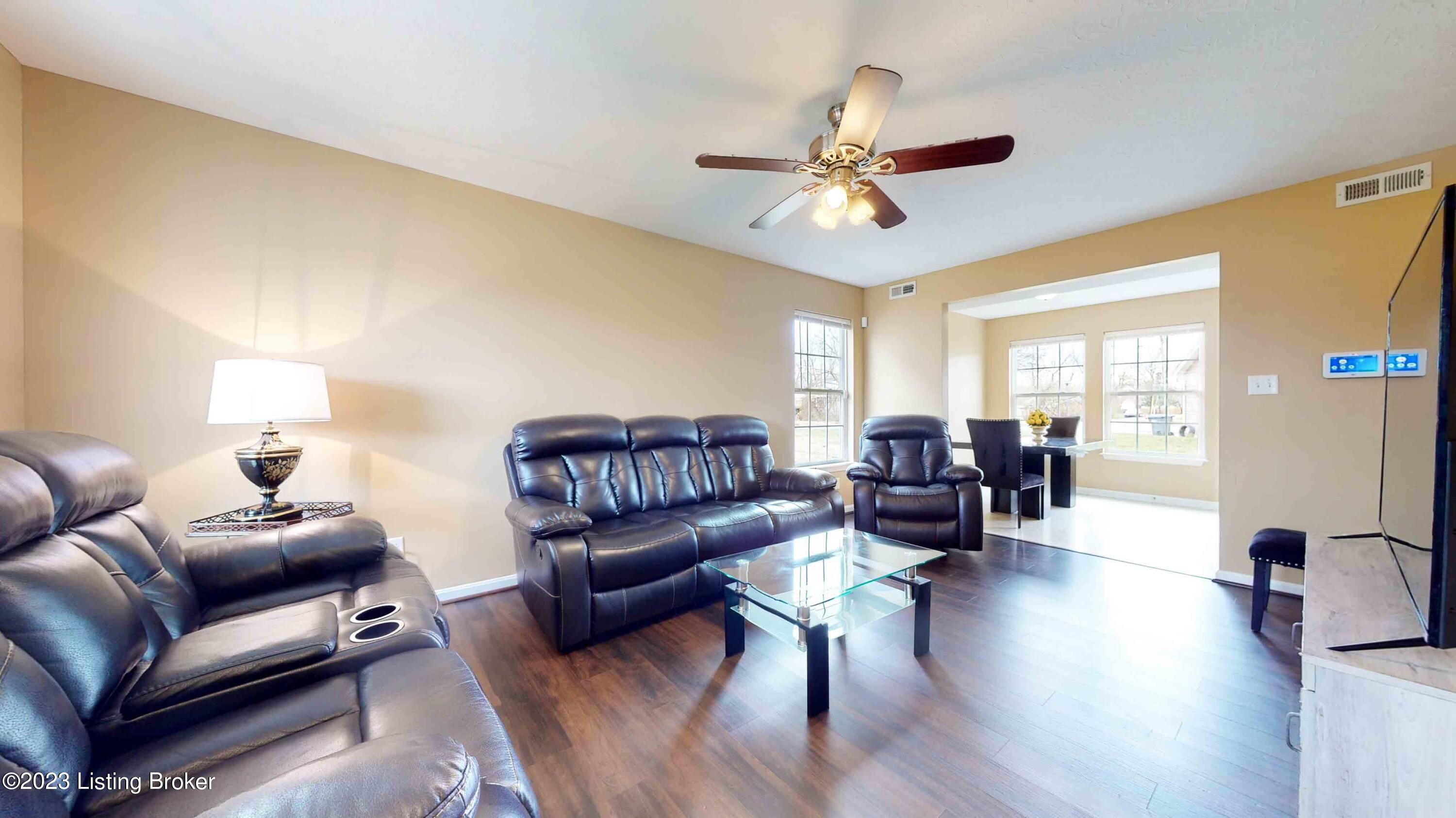 2502 Emma Katherine Ln