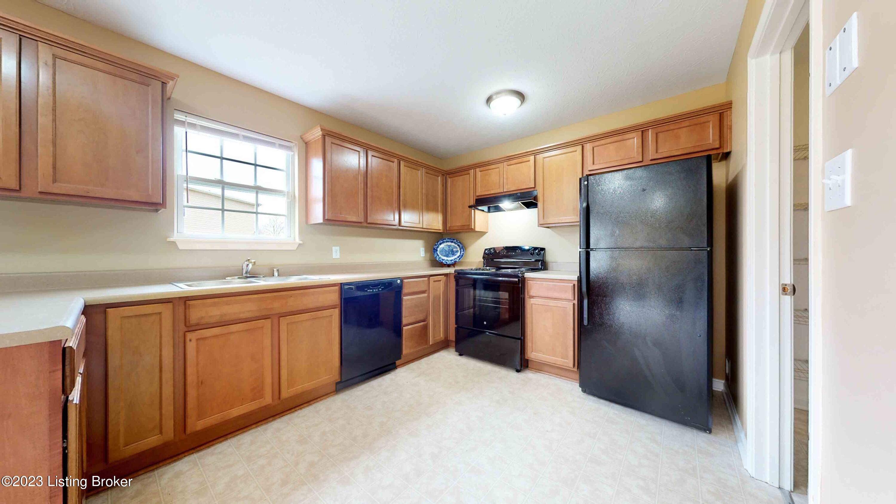 2502 Emma Katherine Ln