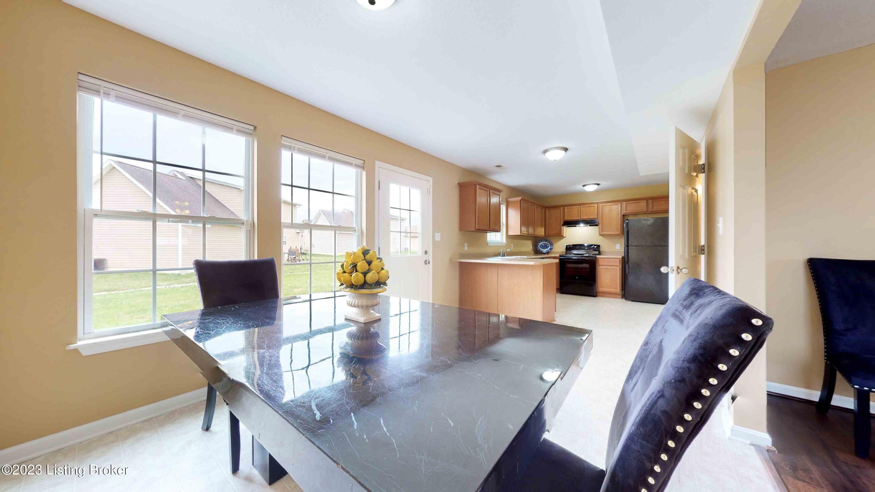 2502 Emma Katherine Ln