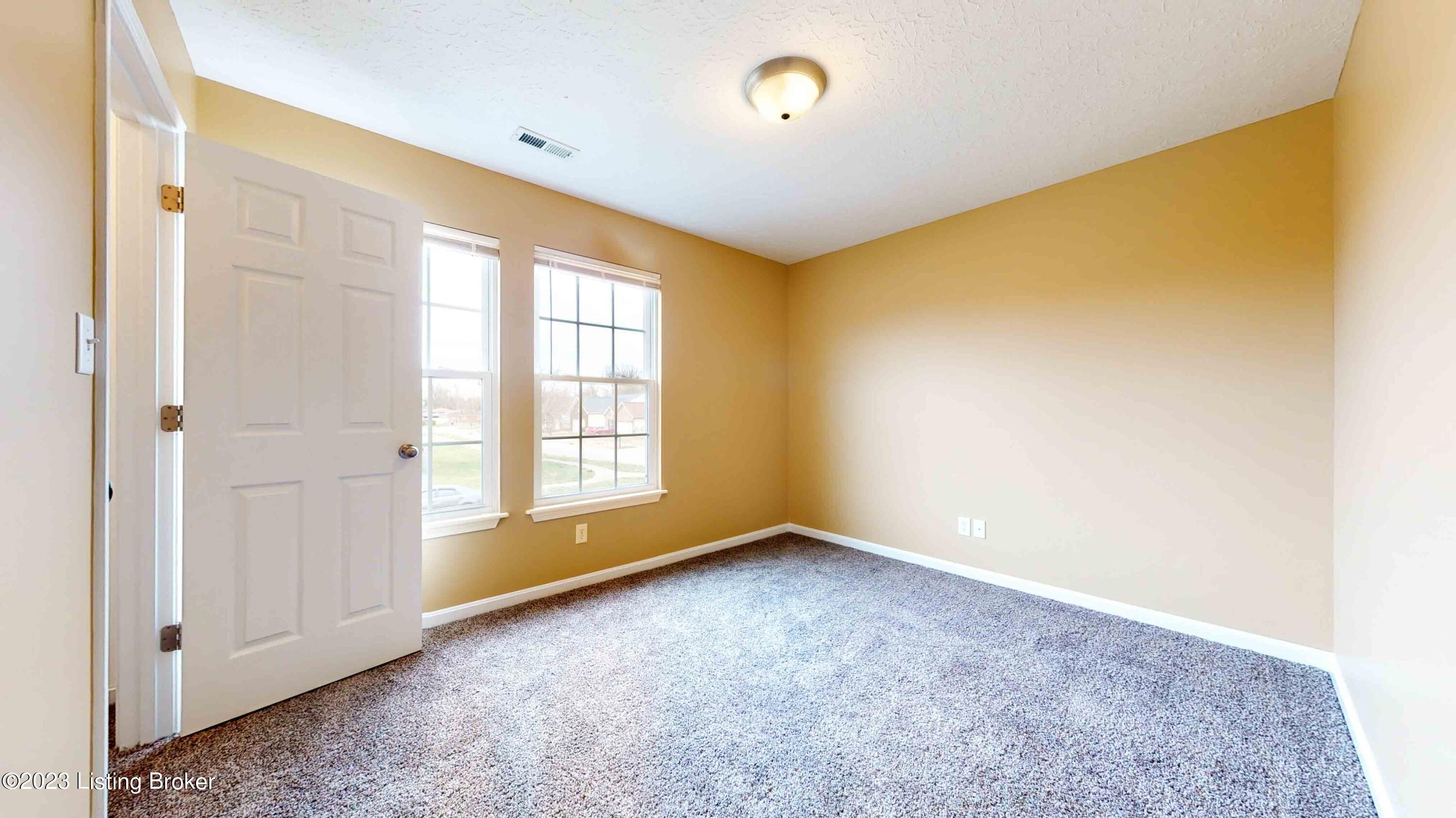 2502 Emma Katherine Ln