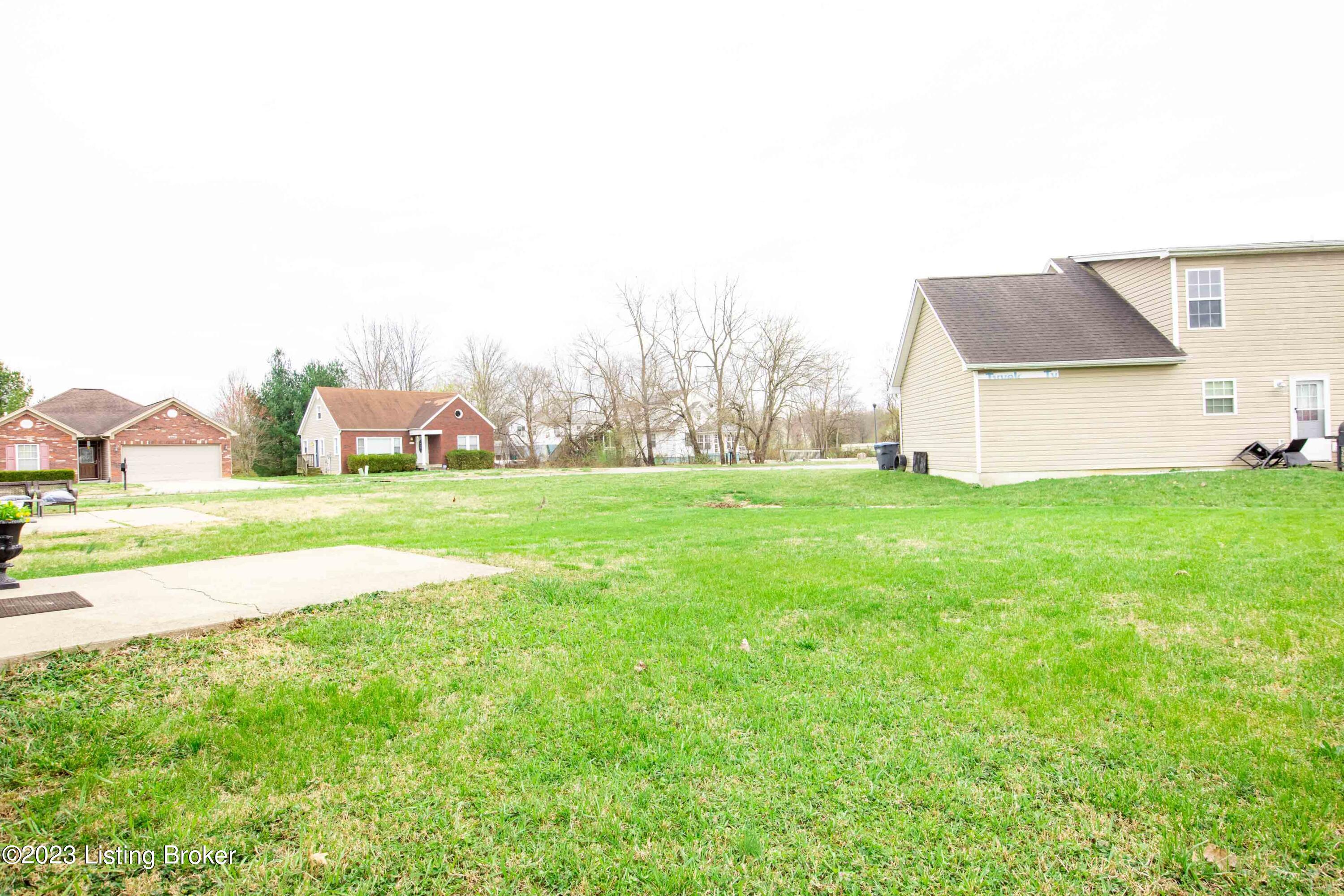 2502 Emma Katherine Ln