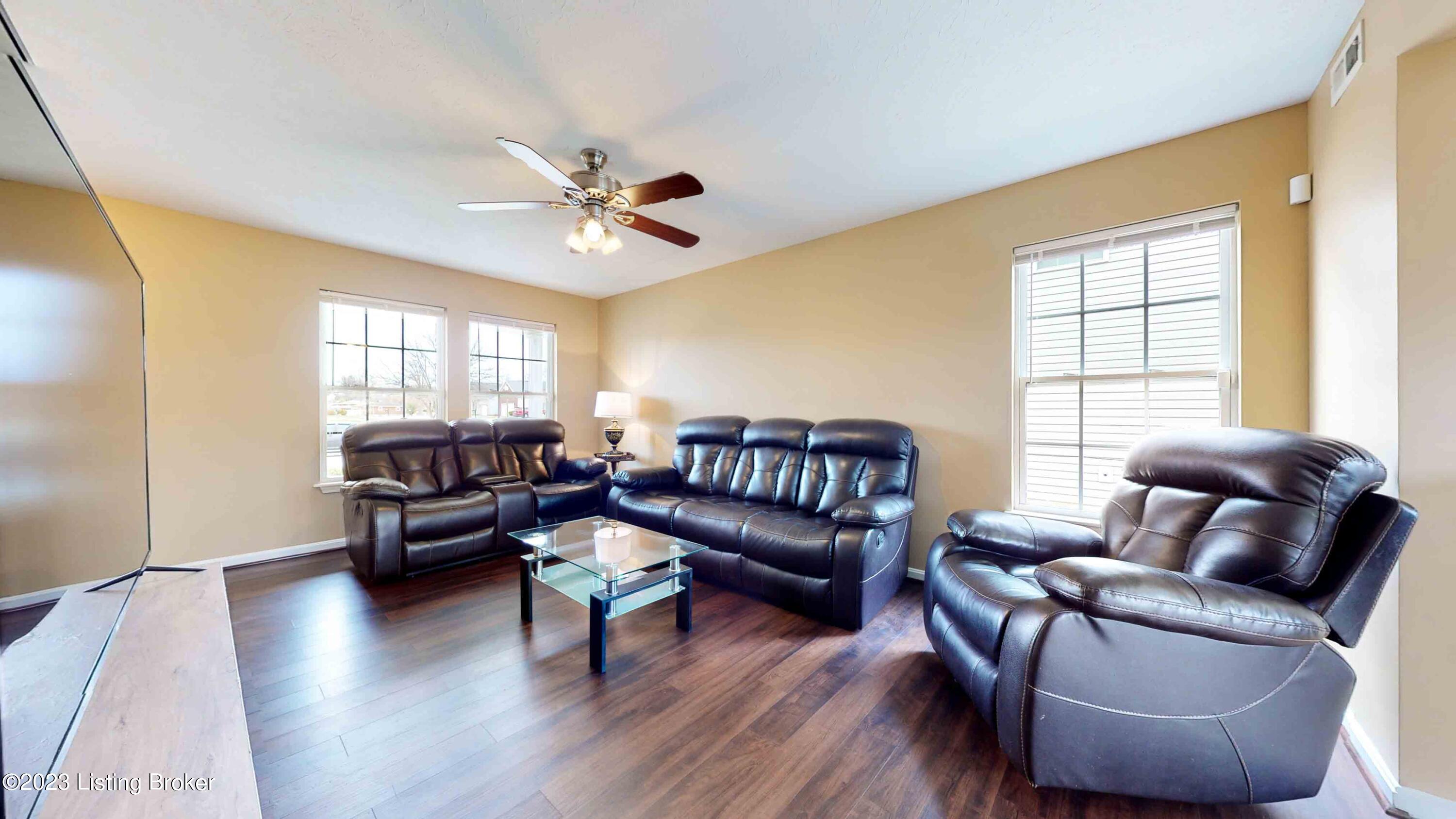 2502 Emma Katherine Ln