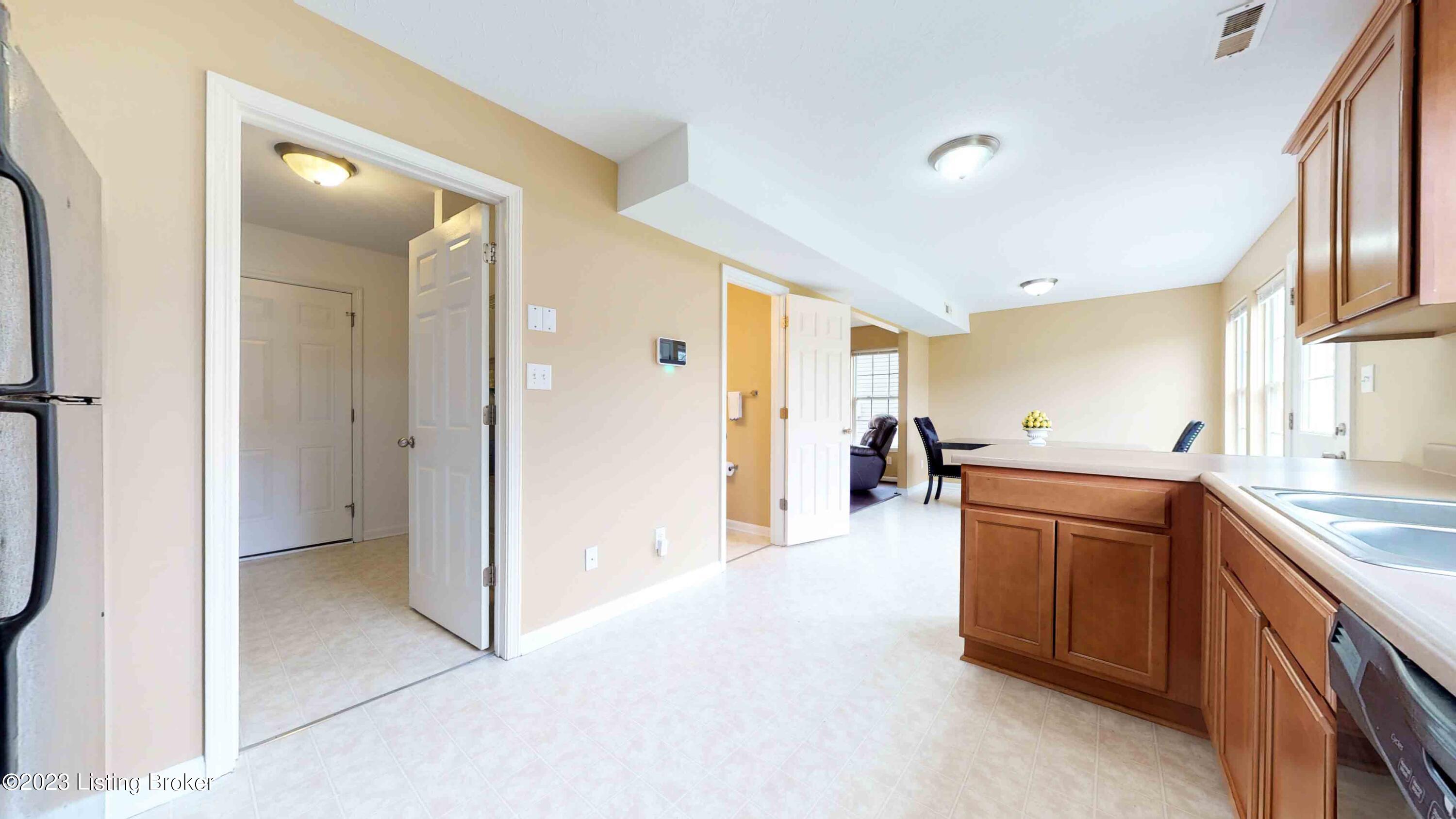 2502 Emma Katherine Ln