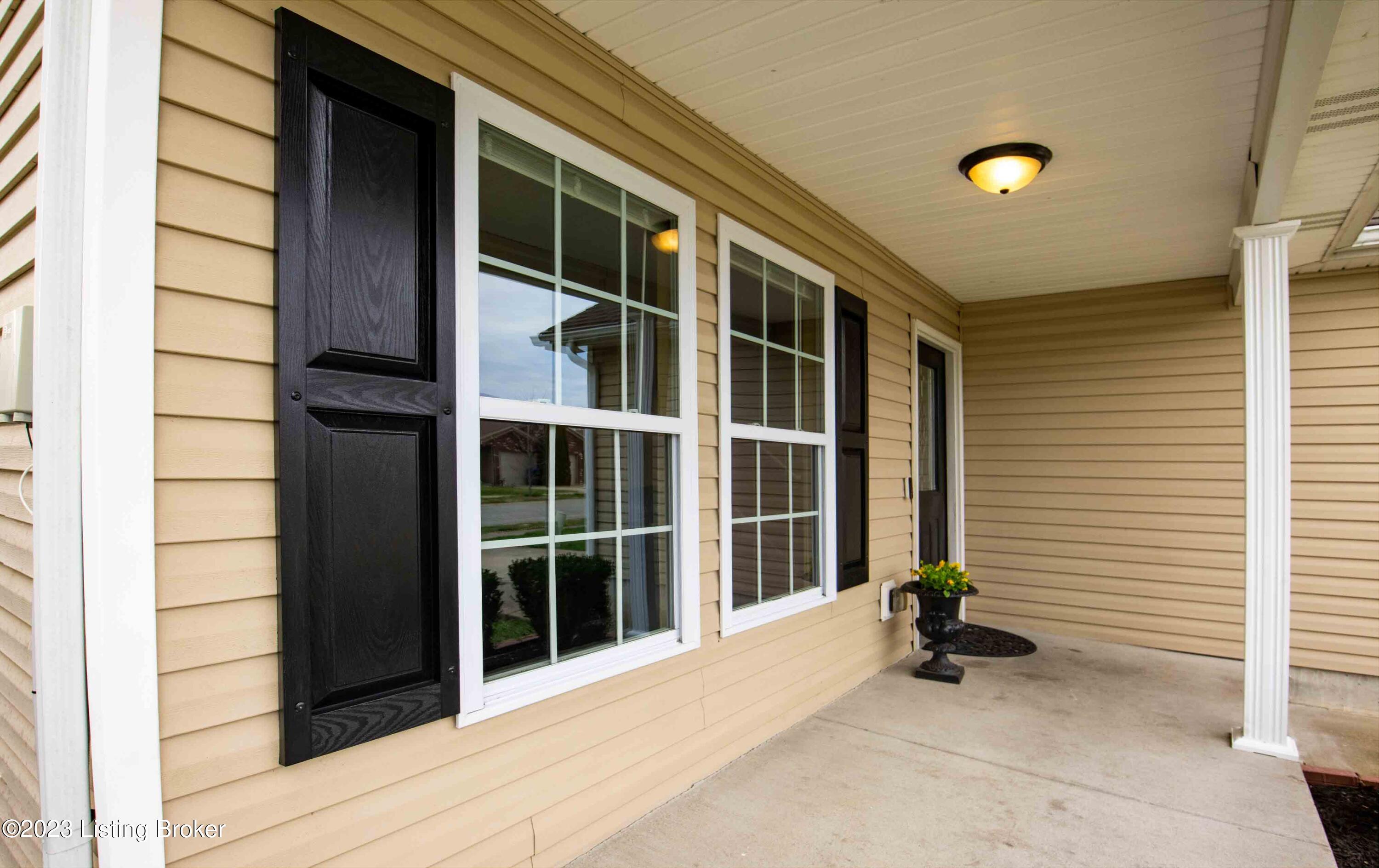 2502 Emma Katherine Ln