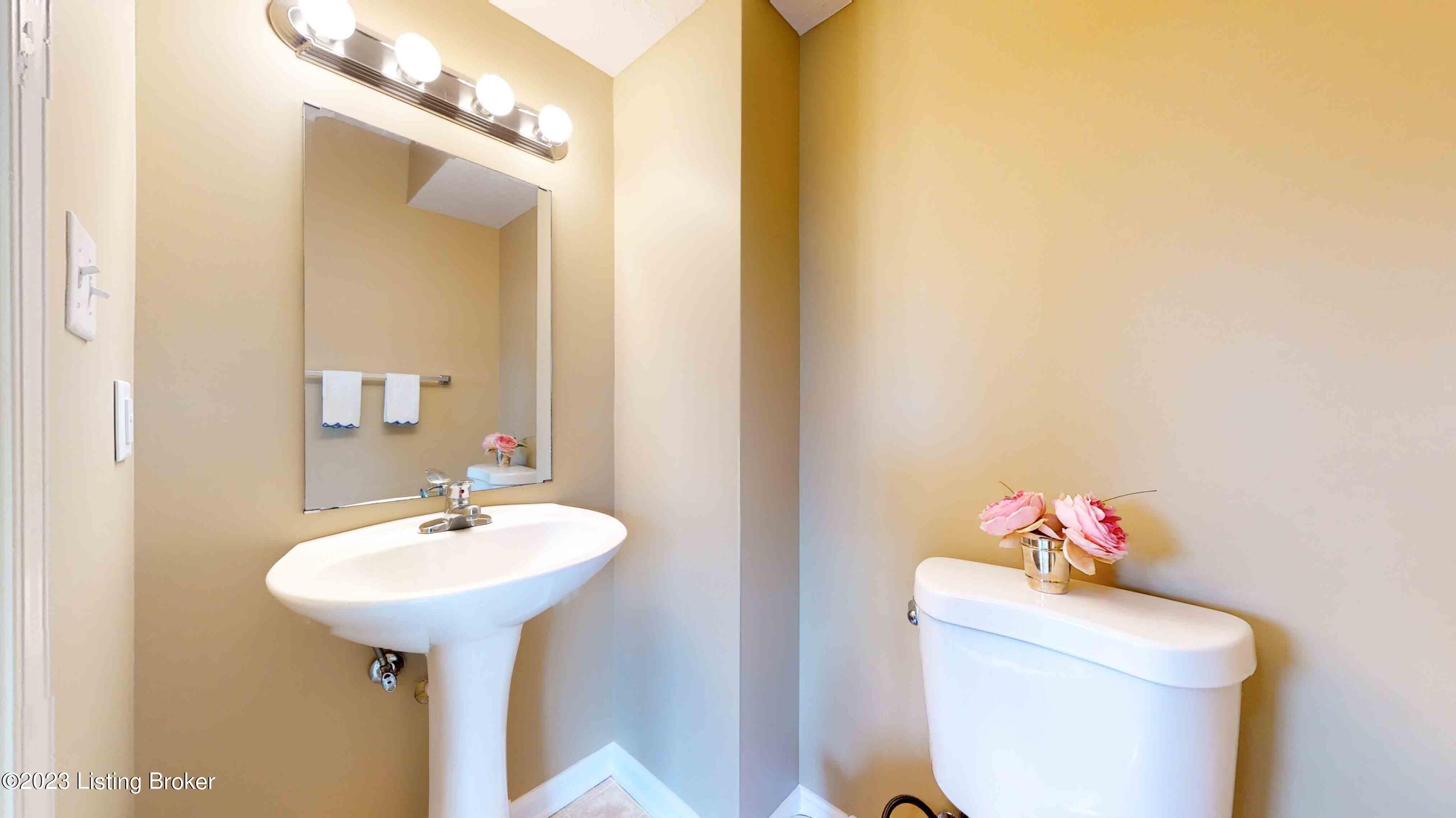 2502 Emma Katherine Ln