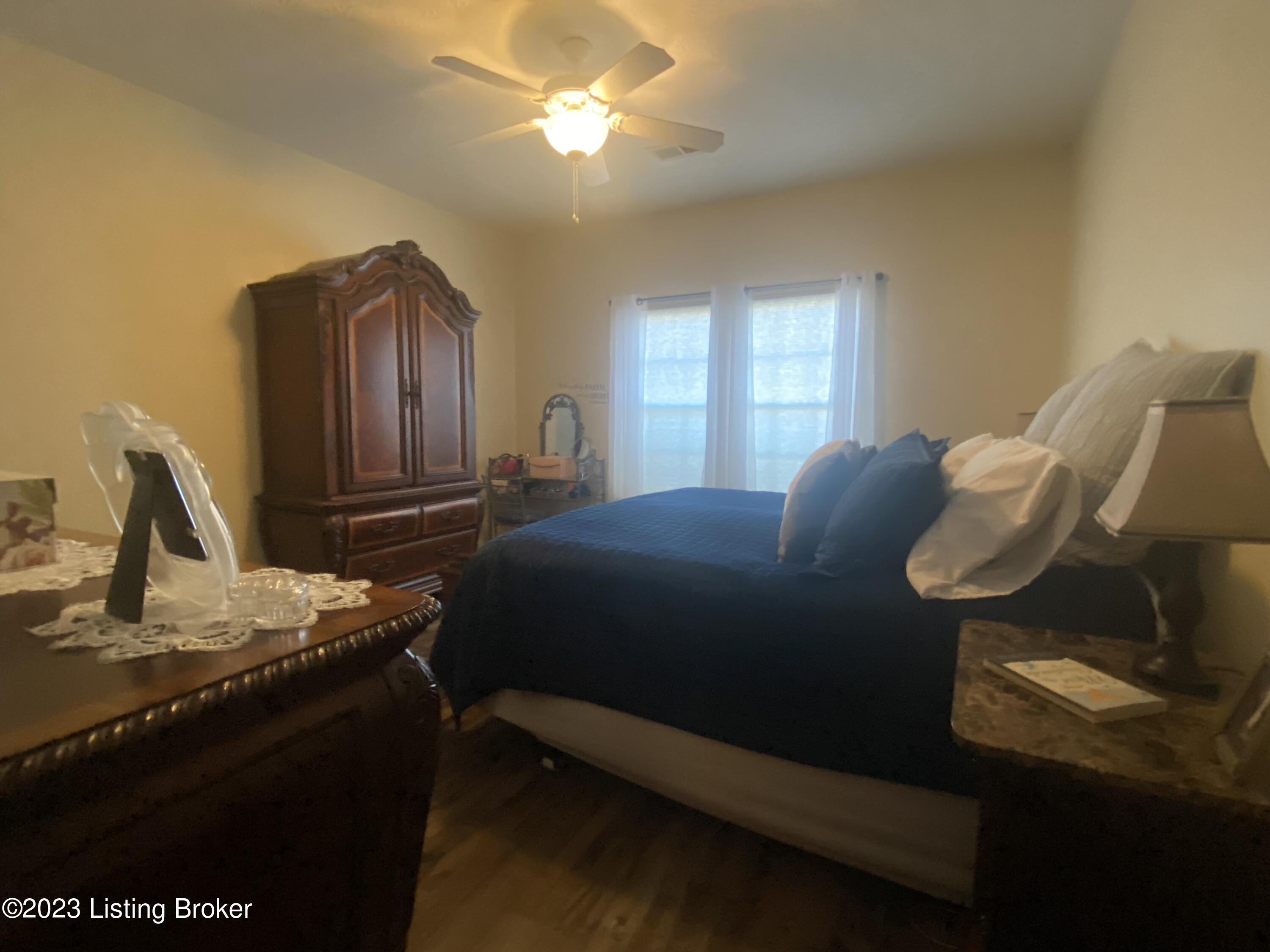 10017 Vista Springs Way