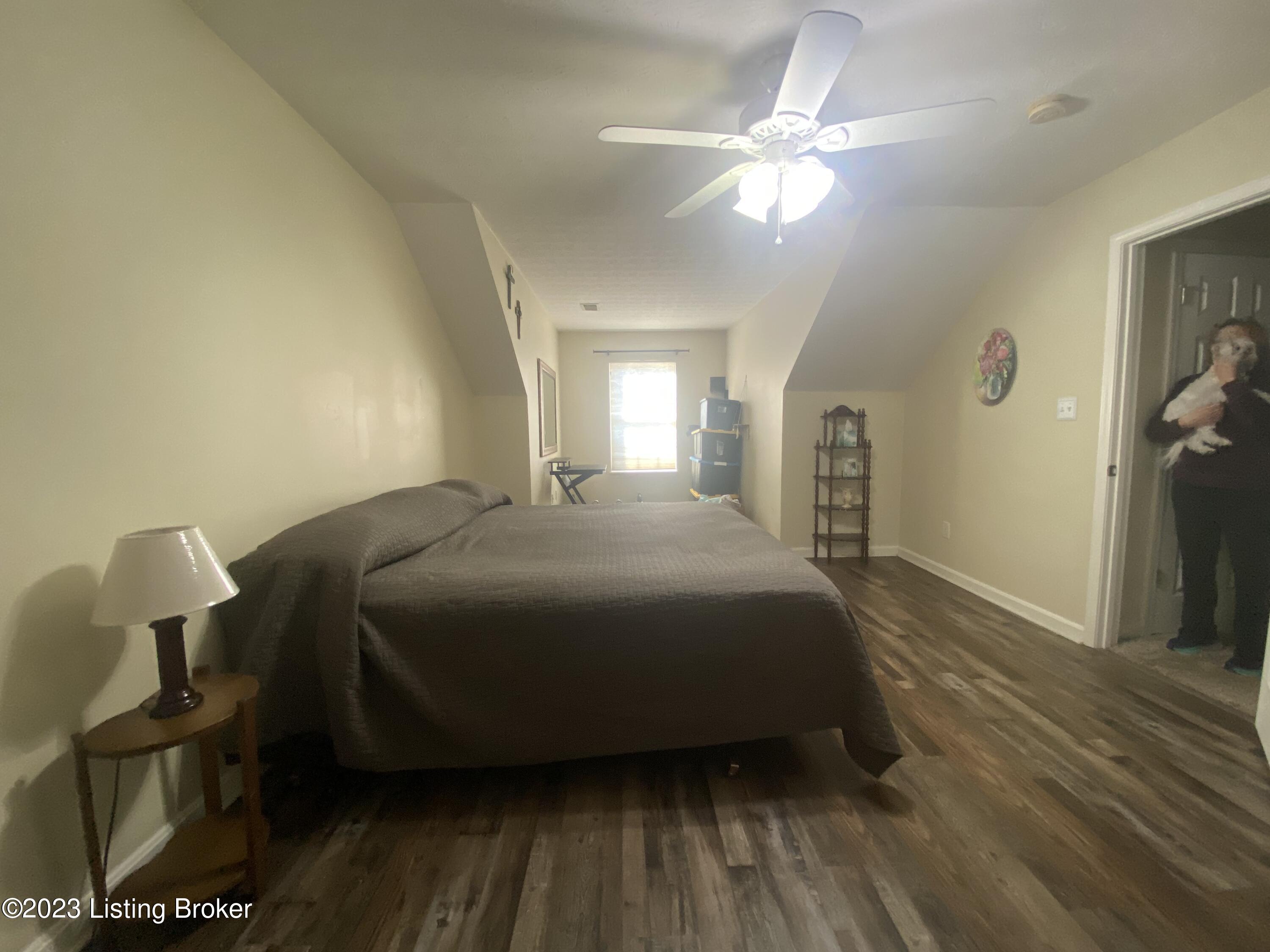 10017 Vista Springs Way