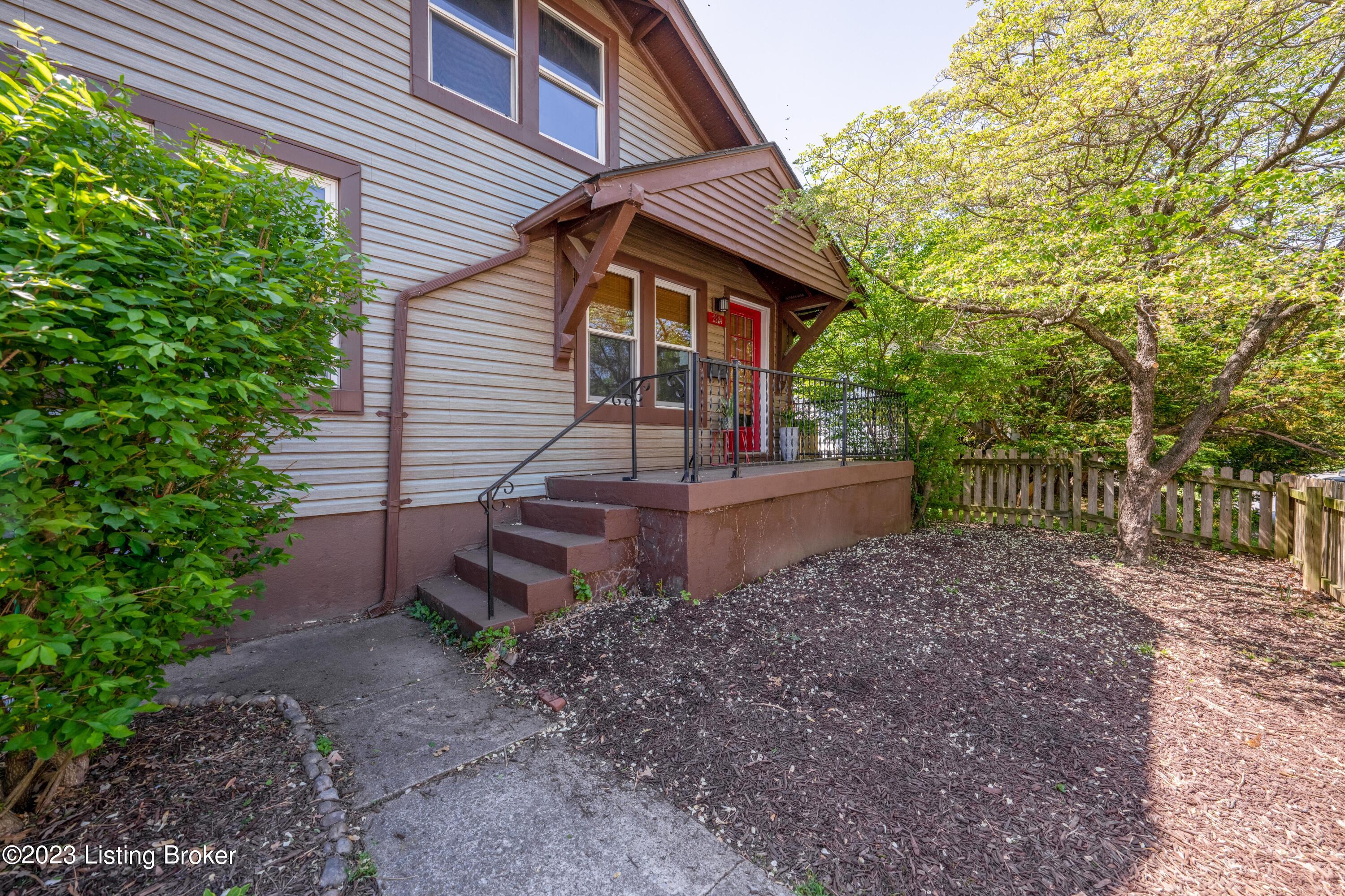 2224 Dorothy Ave