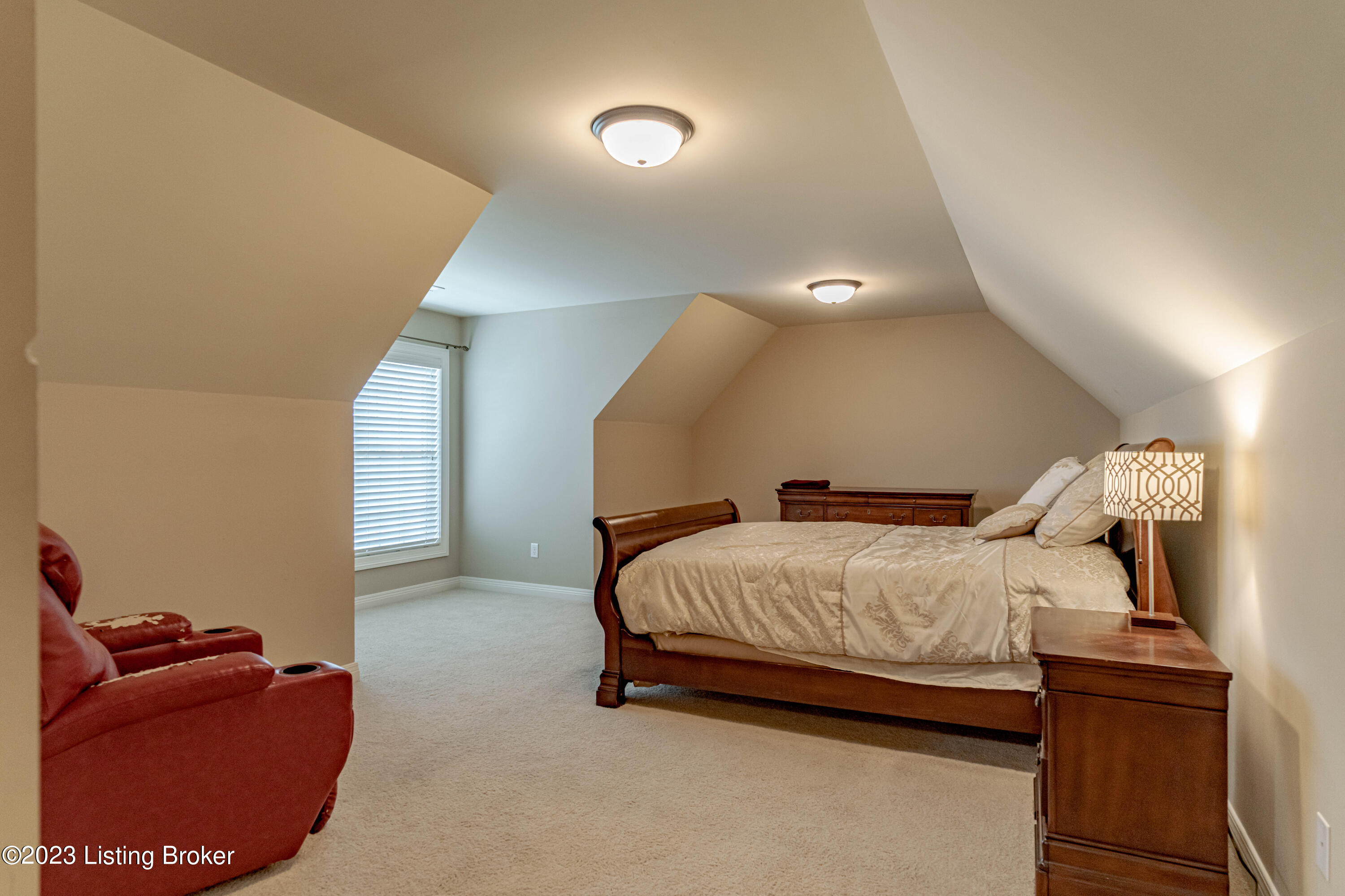 11612 Expedition Trail