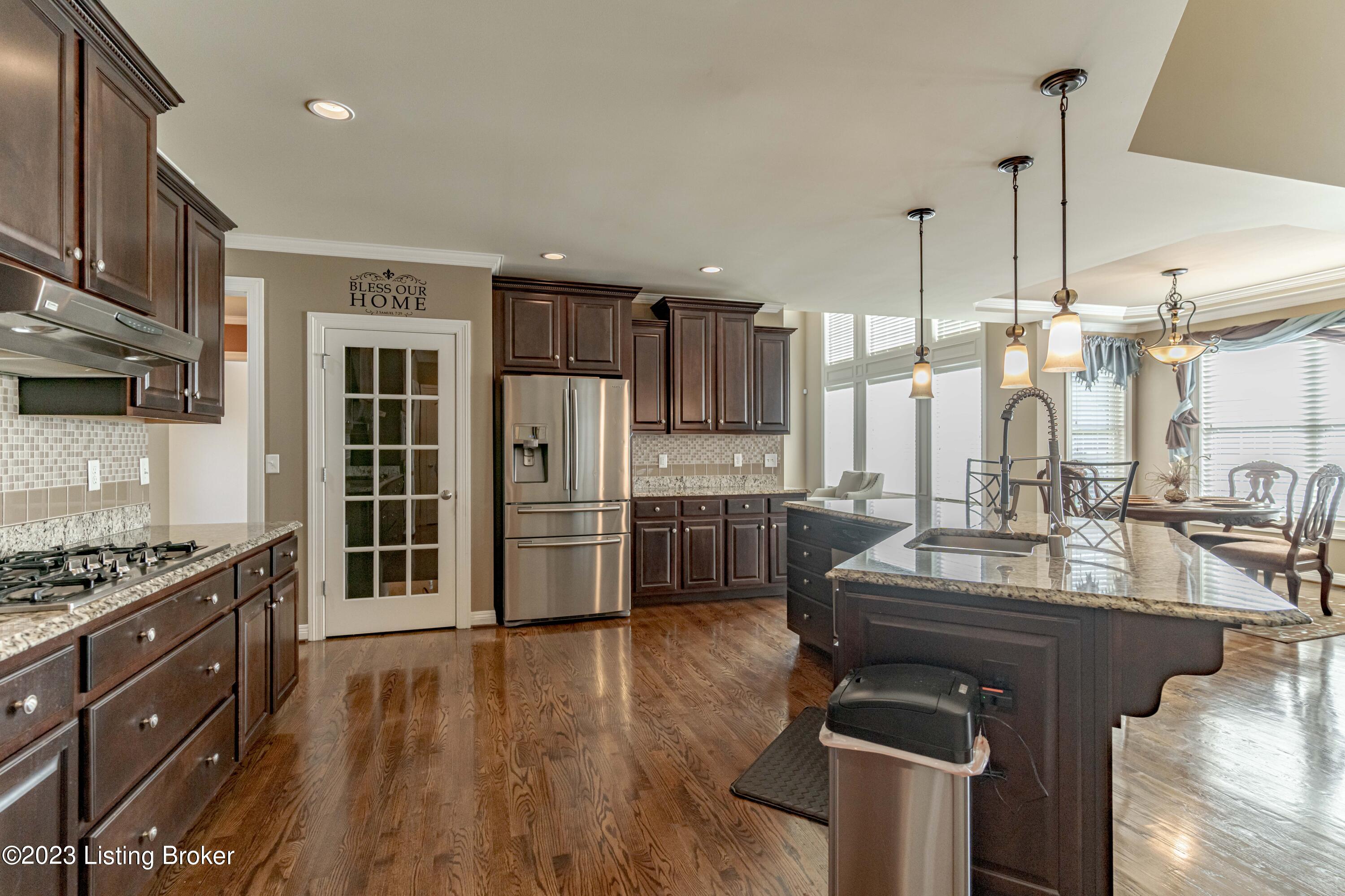 11612 Expedition Trail