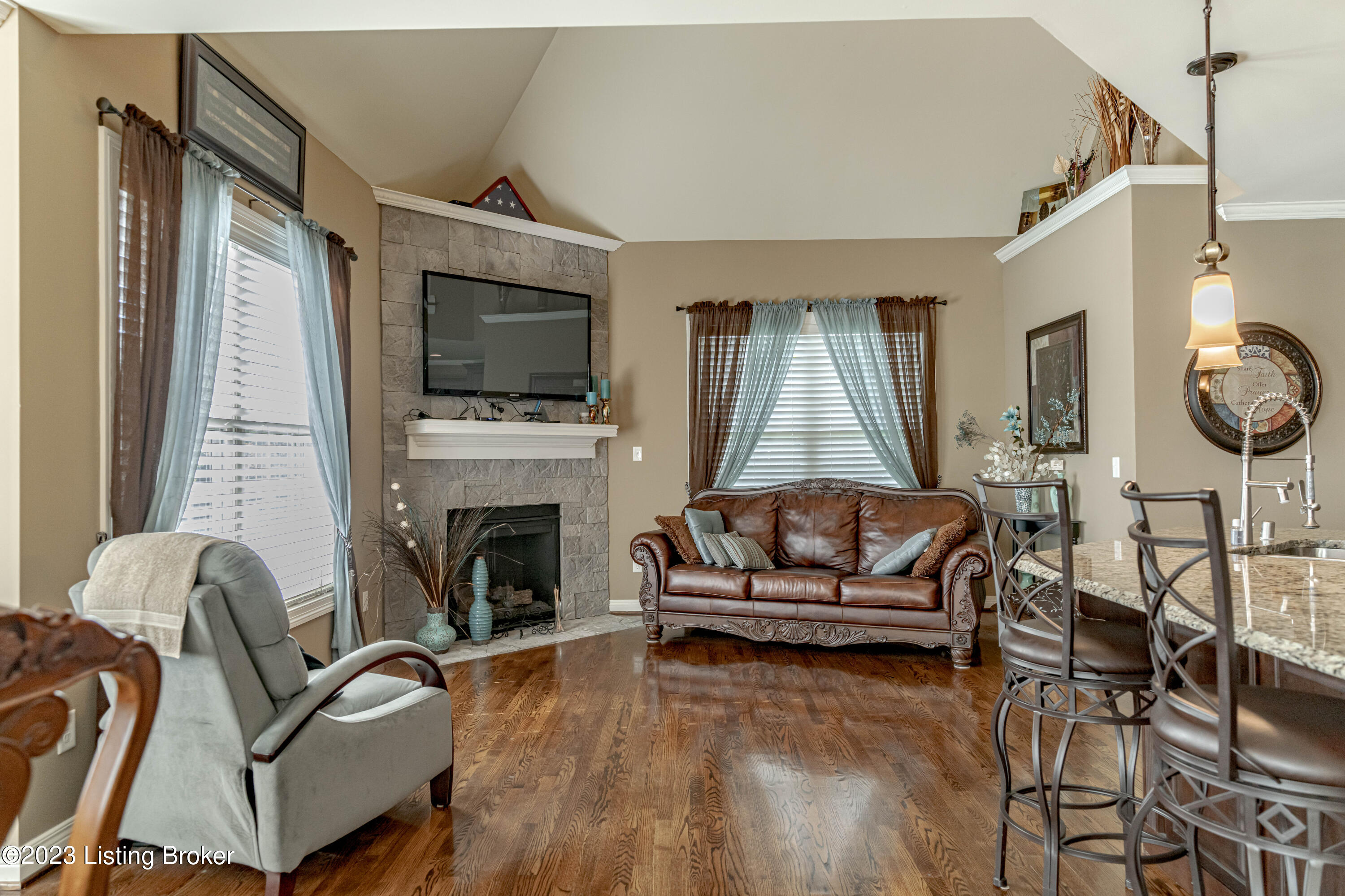 11612 Expedition Trail