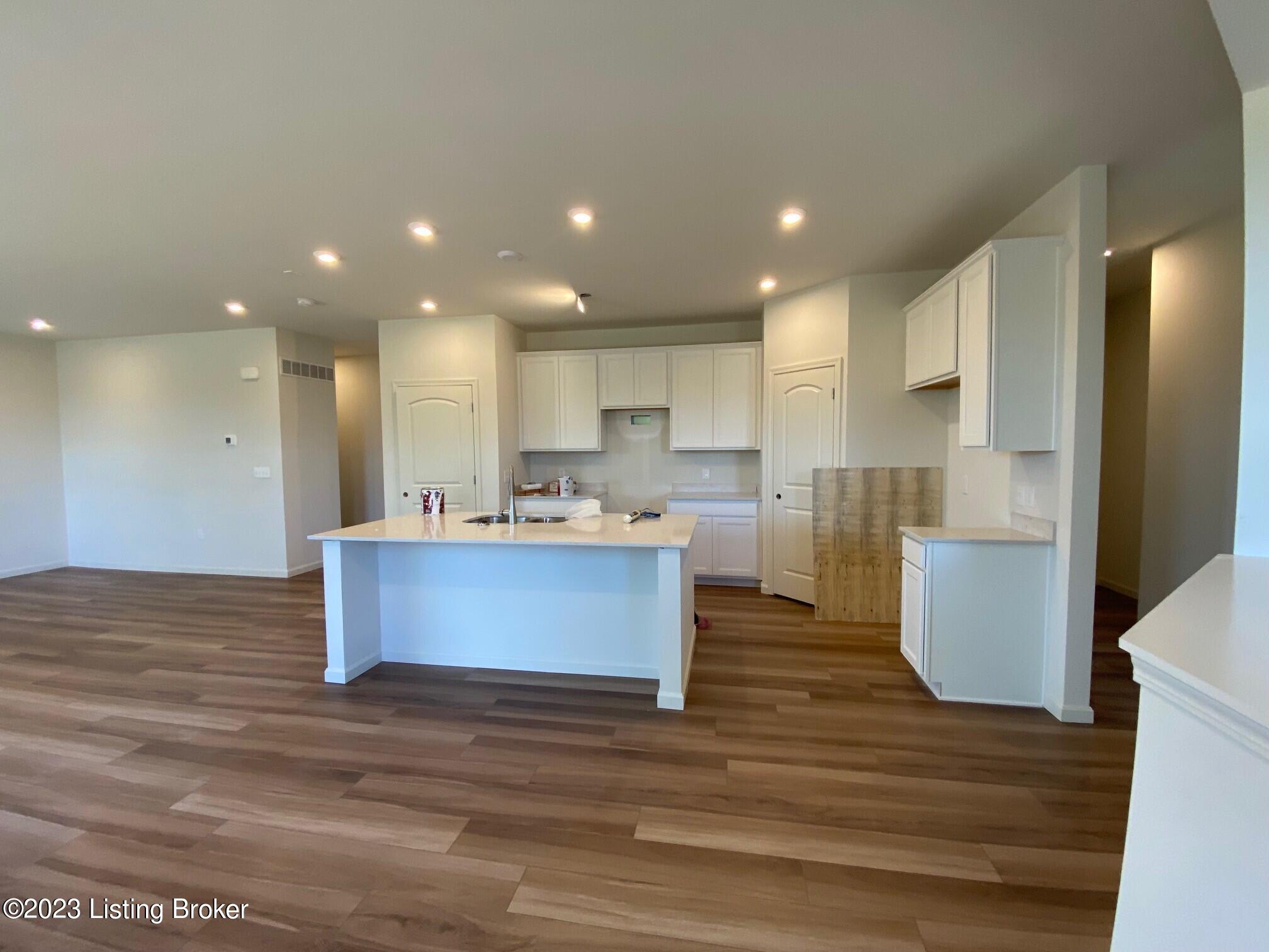 210 Ardmore Crossing Dr