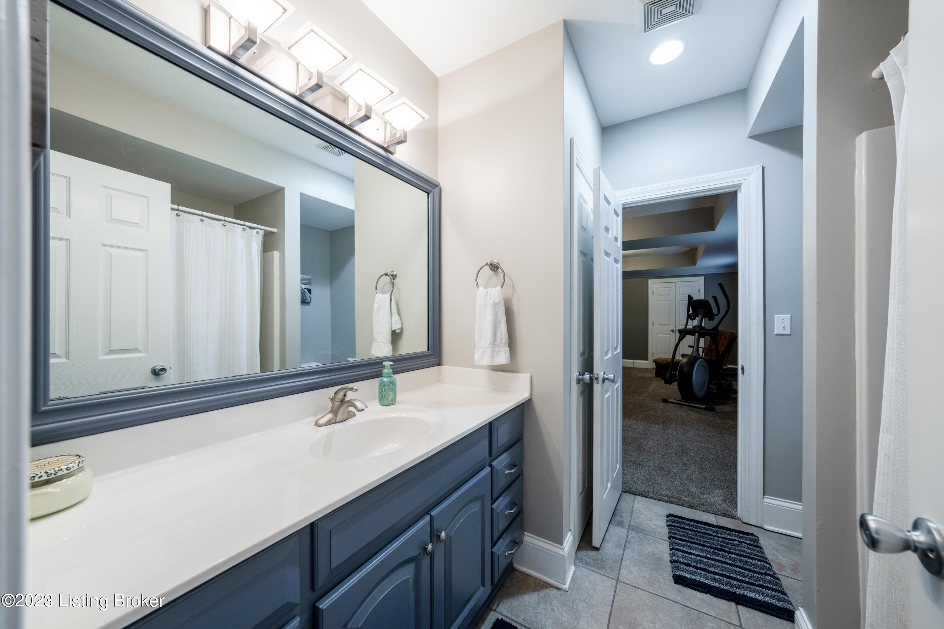 14609 Landis Lakes Dr