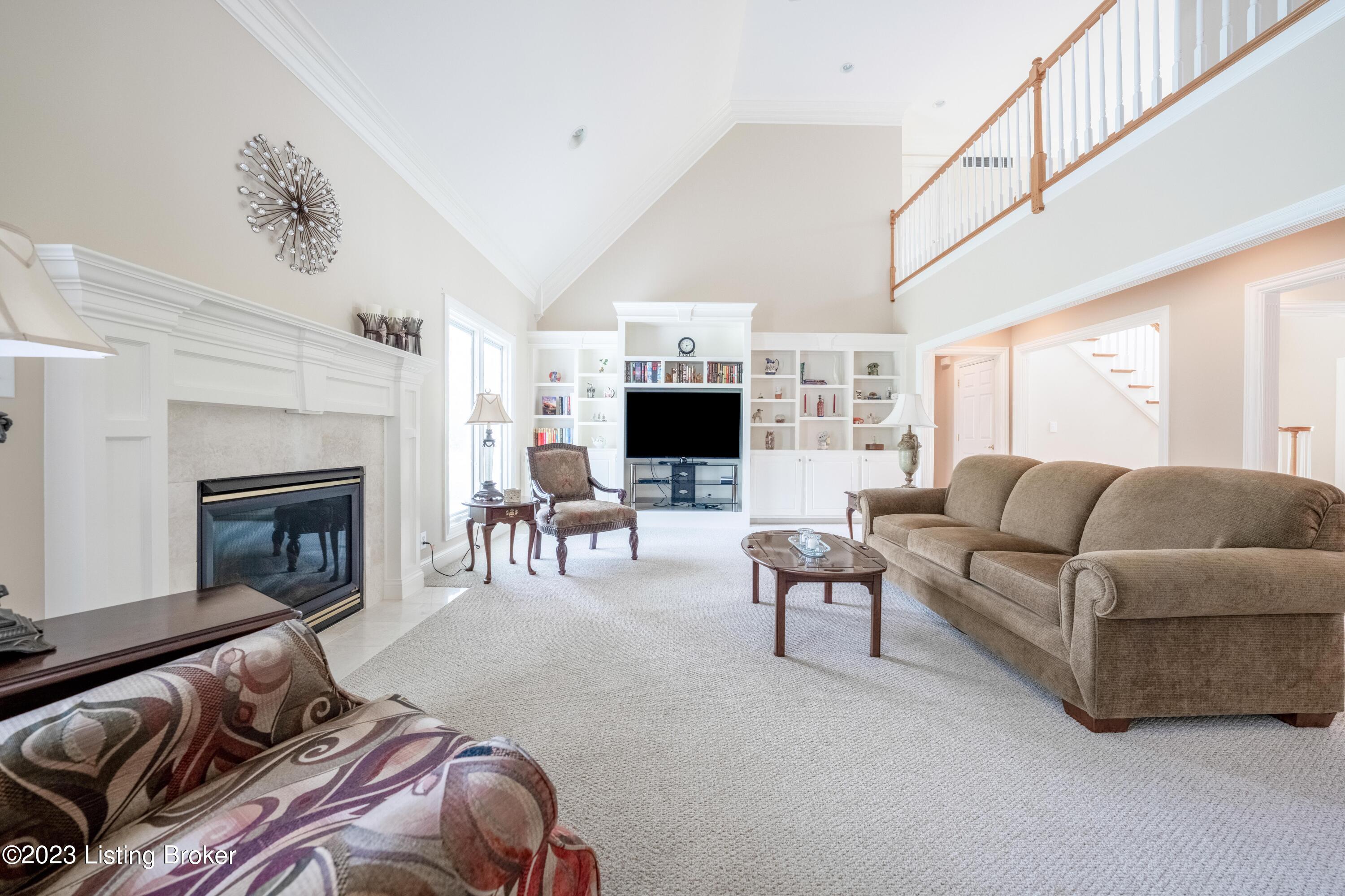 307 Gablewood Cir