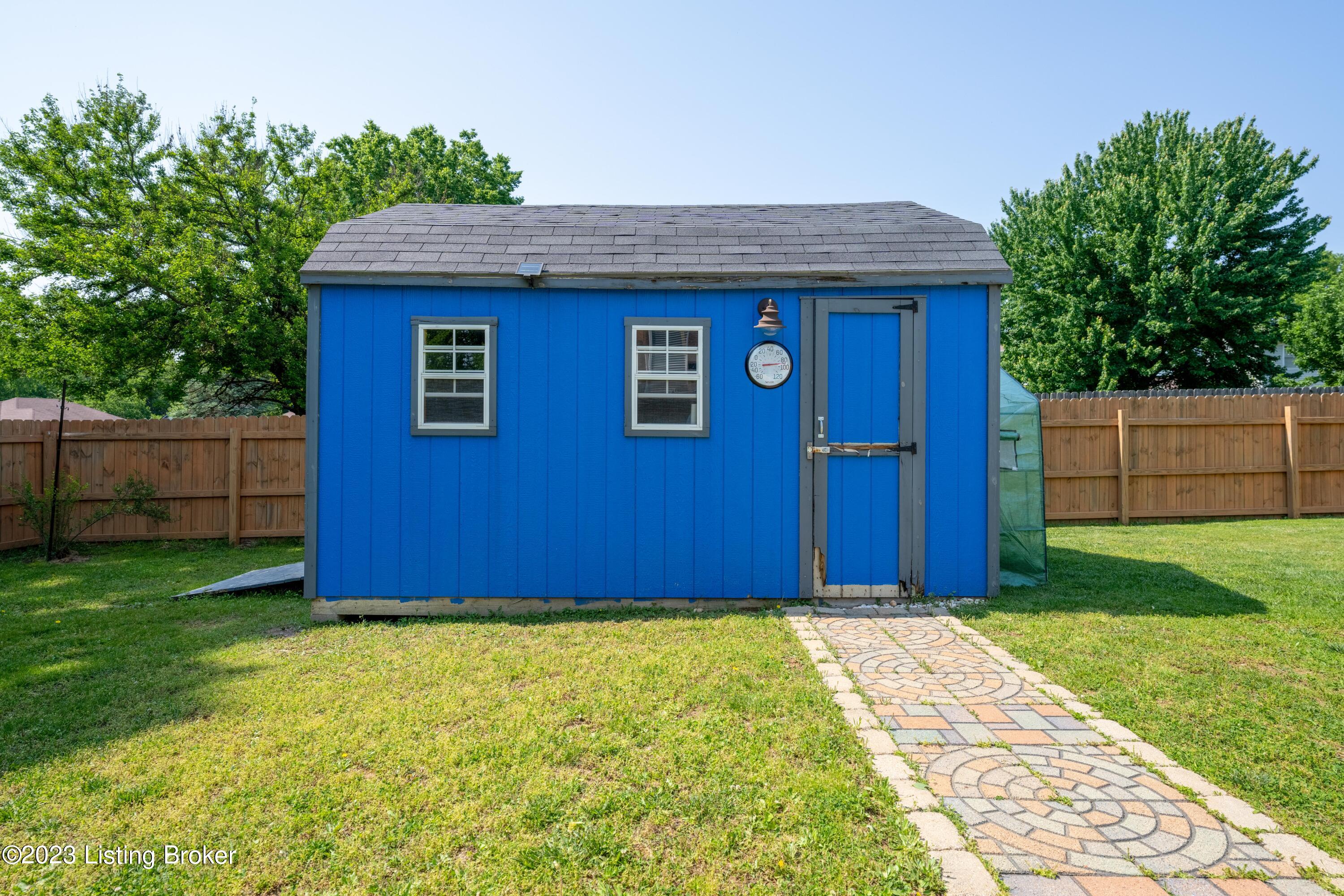 11501 Halifax Dr