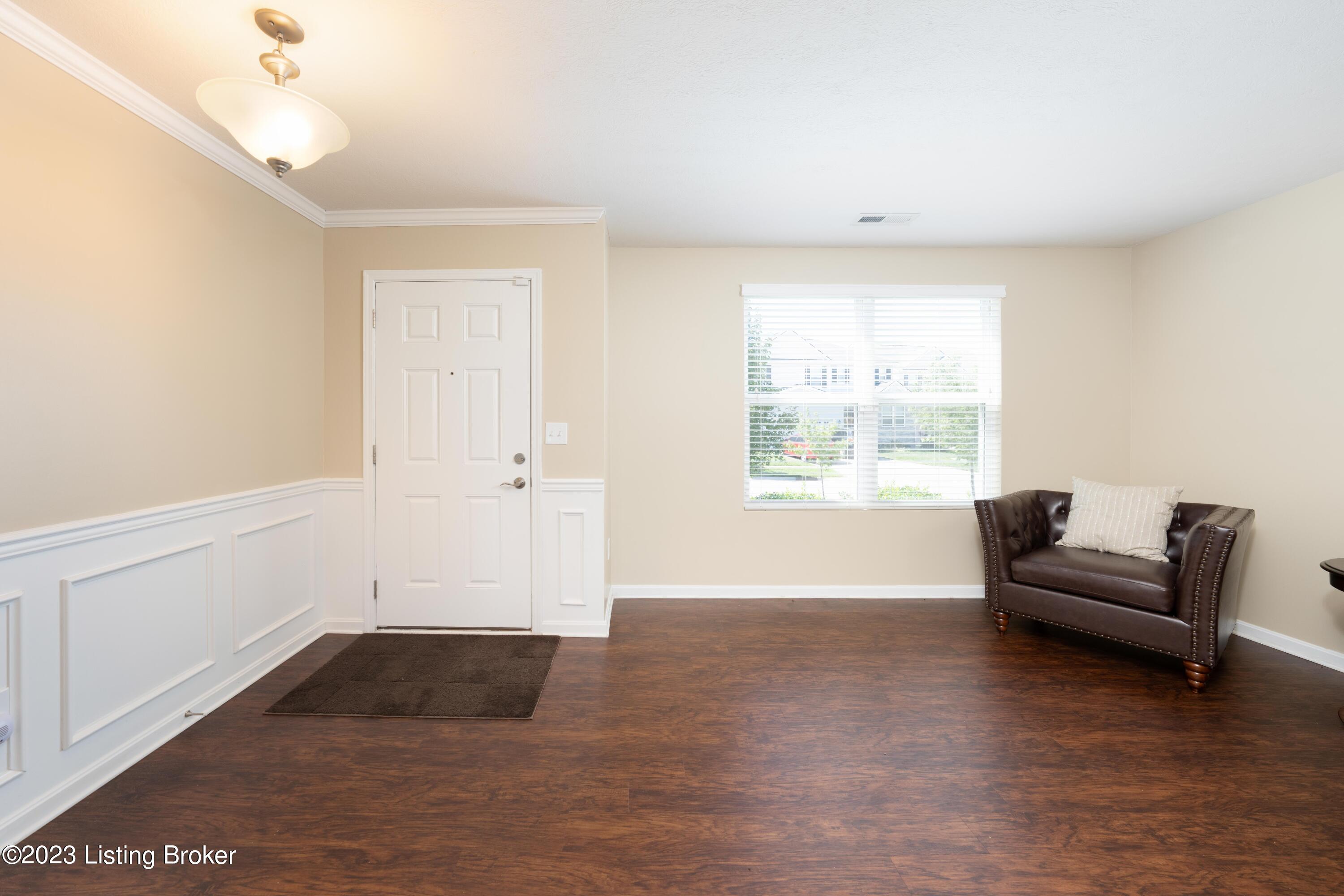 6807 Brittany Oak Dr
