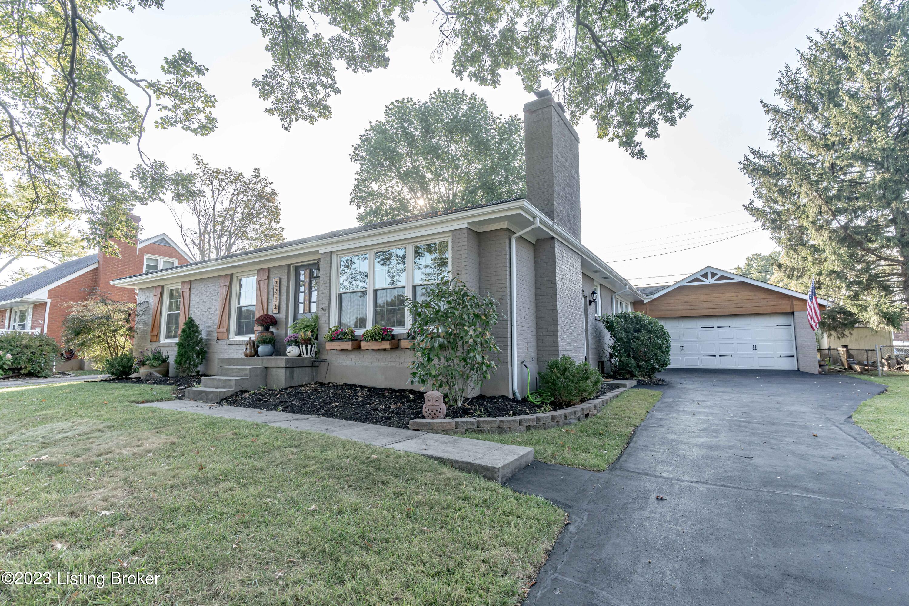 2213 Janlyn Rd