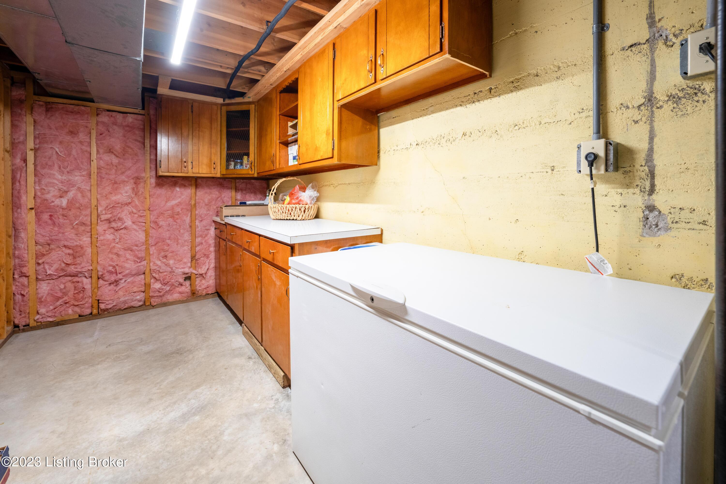 9323 Fern Bluff Ln